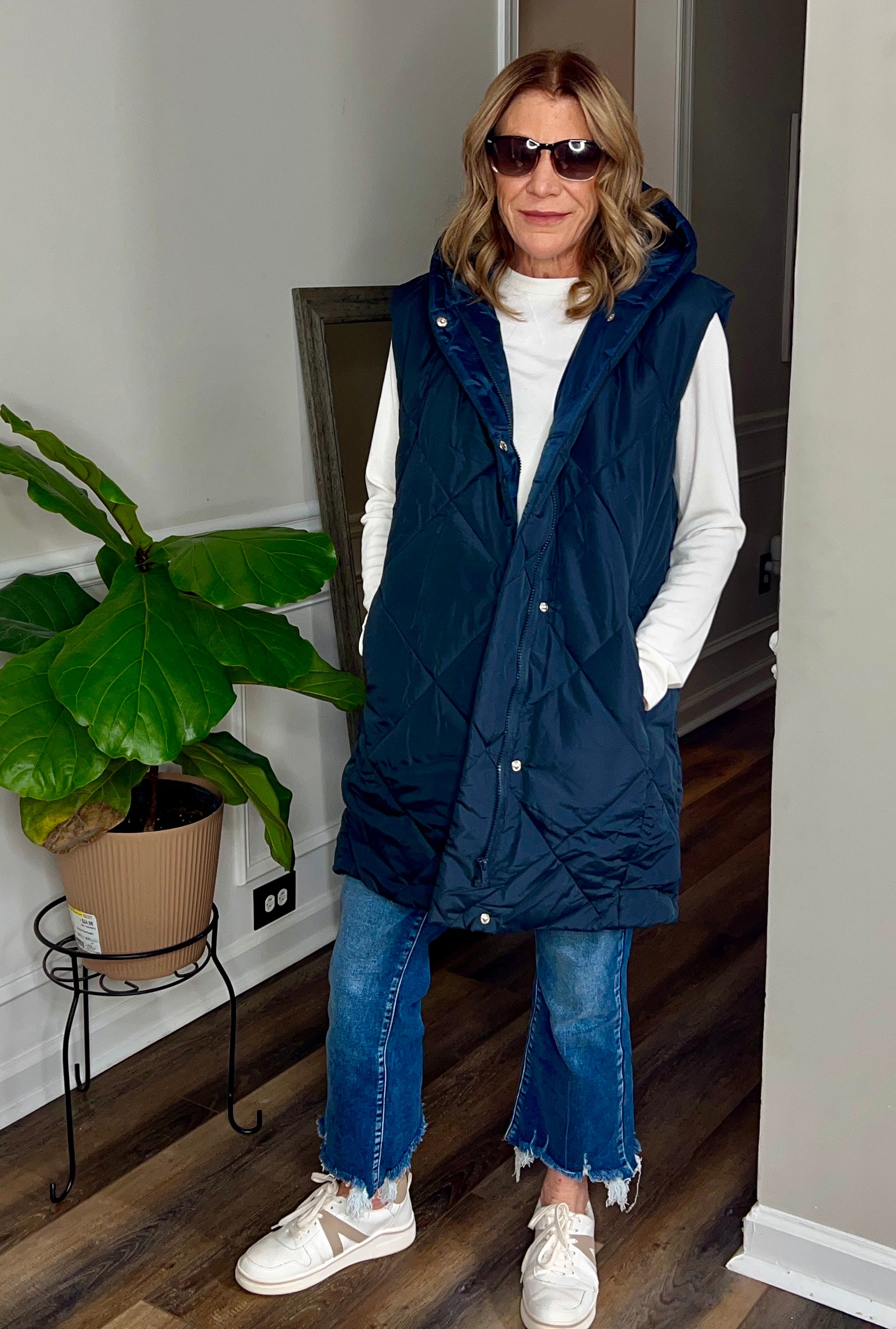 Oversized Puffer Vest in Navy