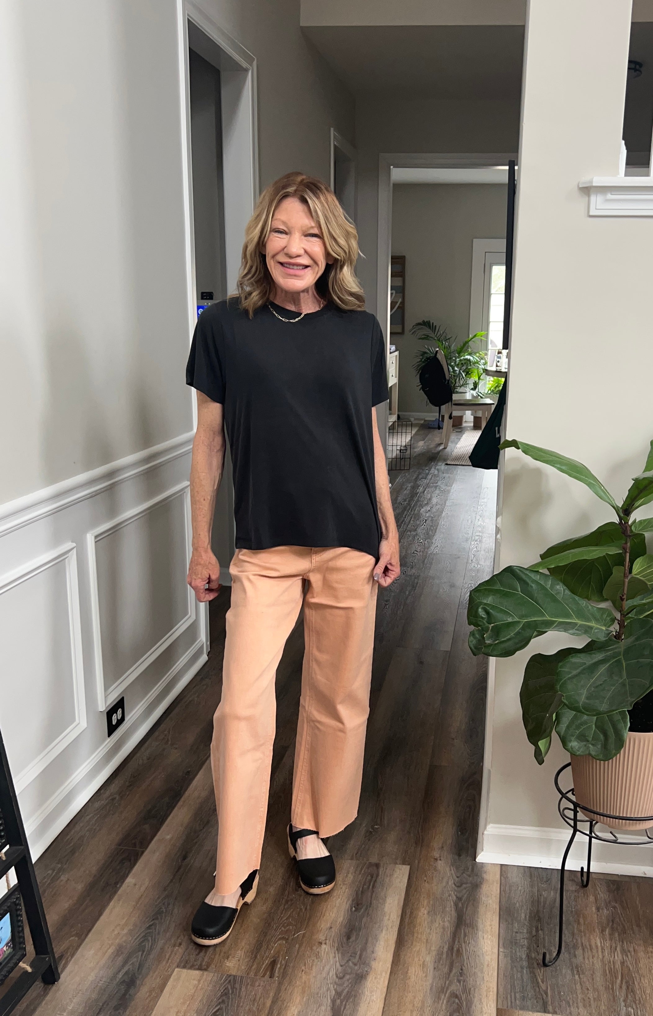 Vervet High Rise Crop Wide leg in Soft Sand