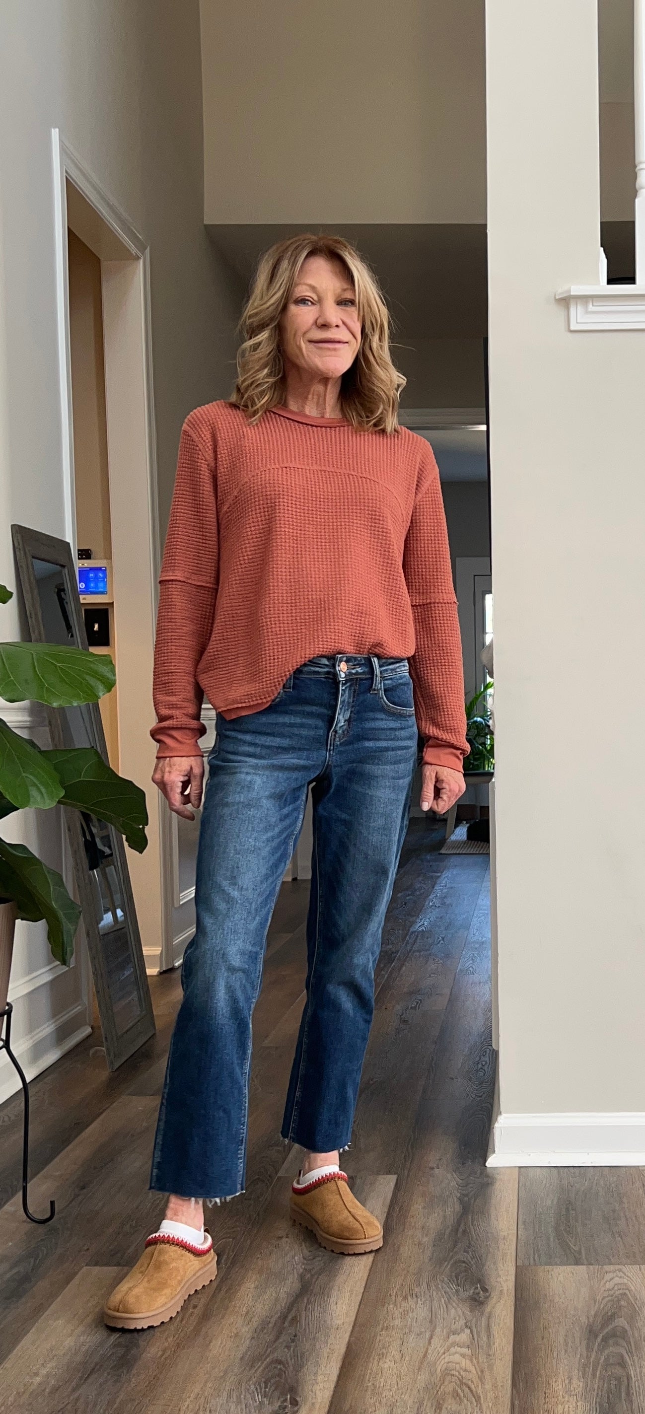 Vervet MId Rise Clean Cut Jeans