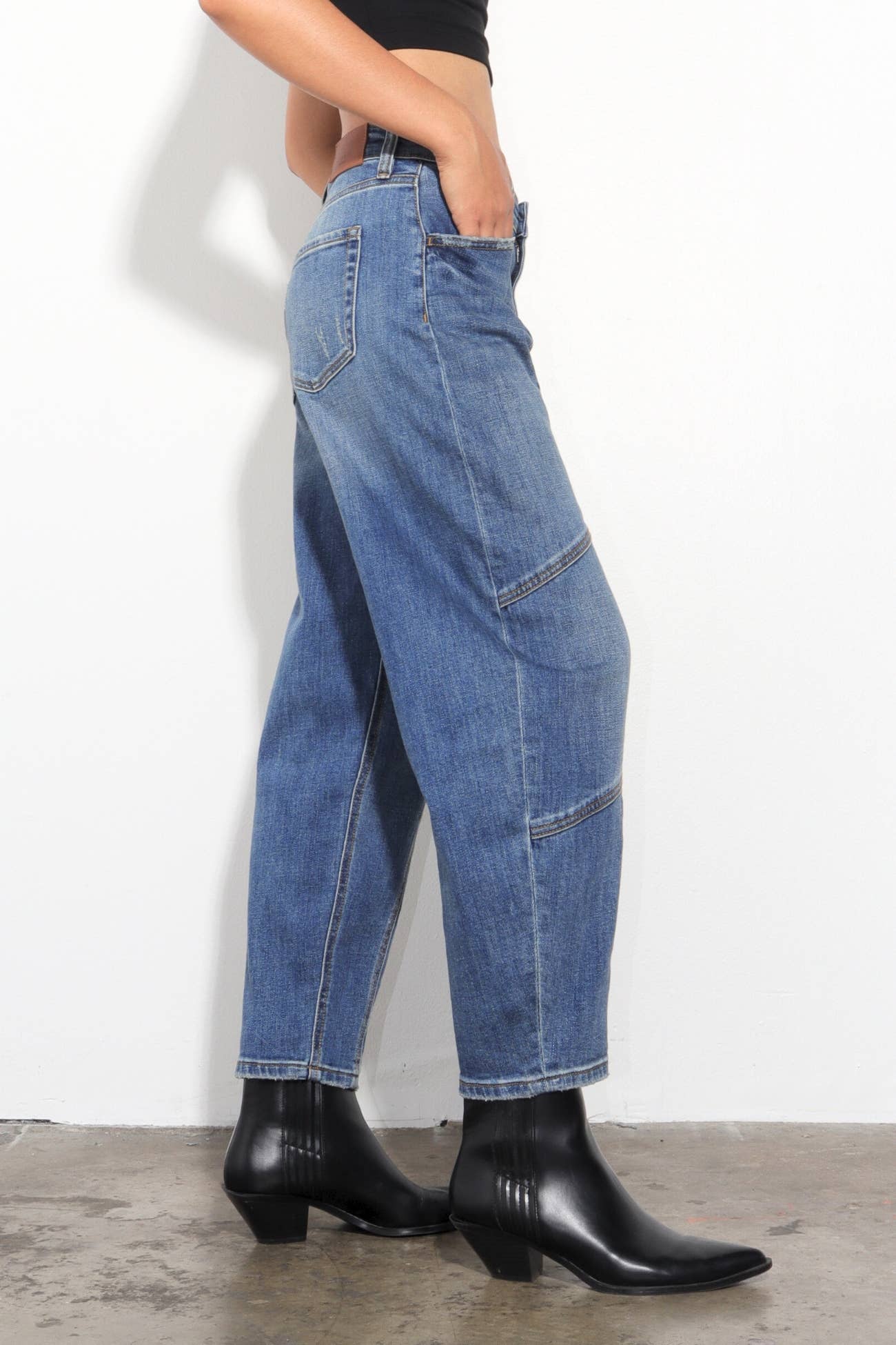 RELAXED TAPERED HIGH RISE BARREL JEANS by Artemis Vintage