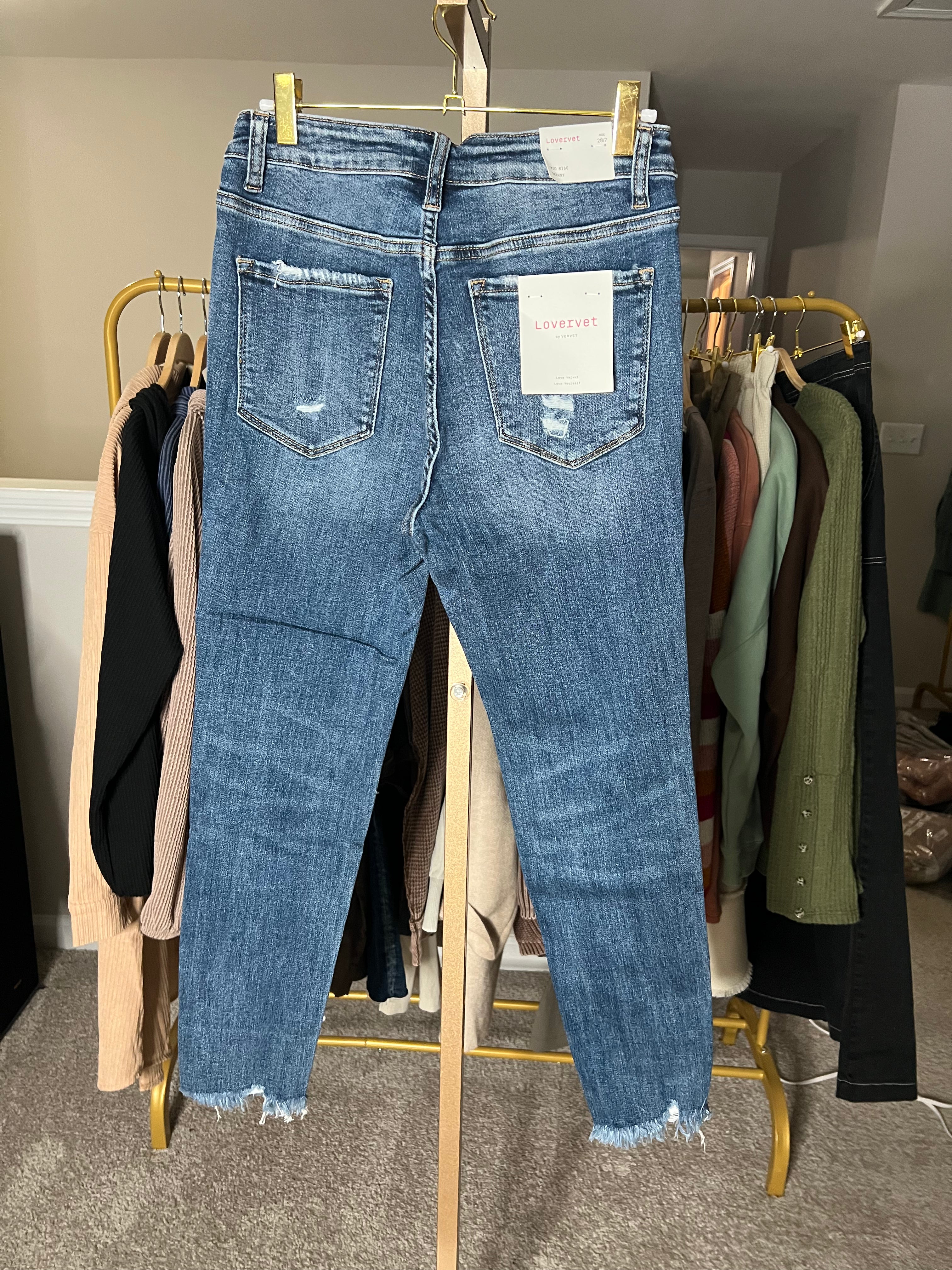 Vervet Mid-Rise Slim Fit Crops