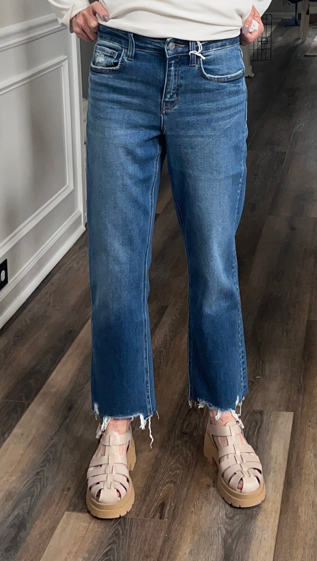 Vervet High Rise Regular Straight Jean
