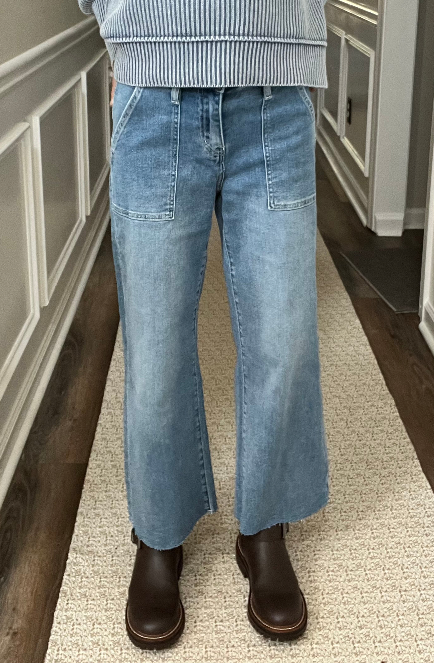 Vervet High Rise Crop Carpenter Jeans