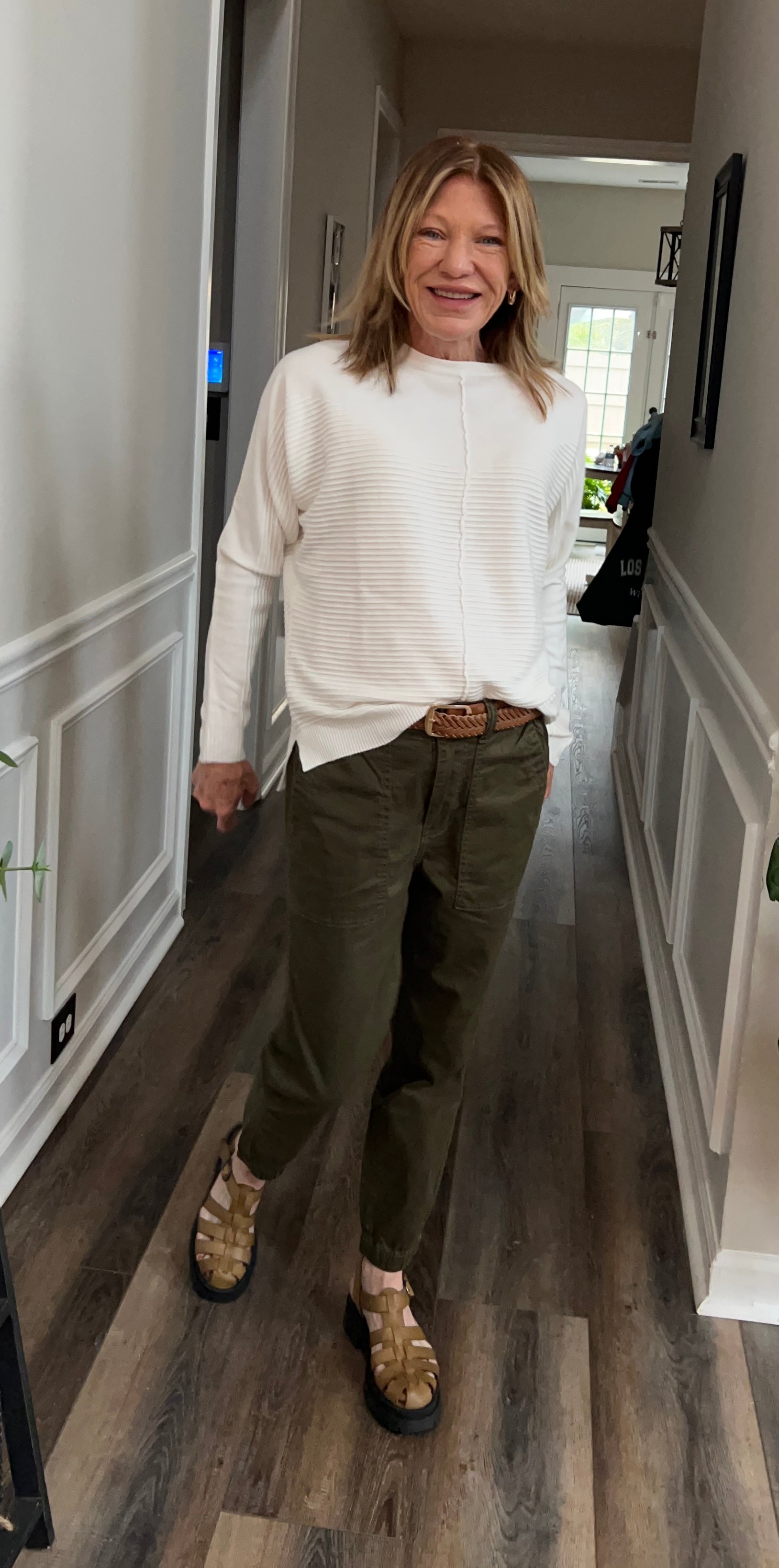 Straight leg joggers in Army