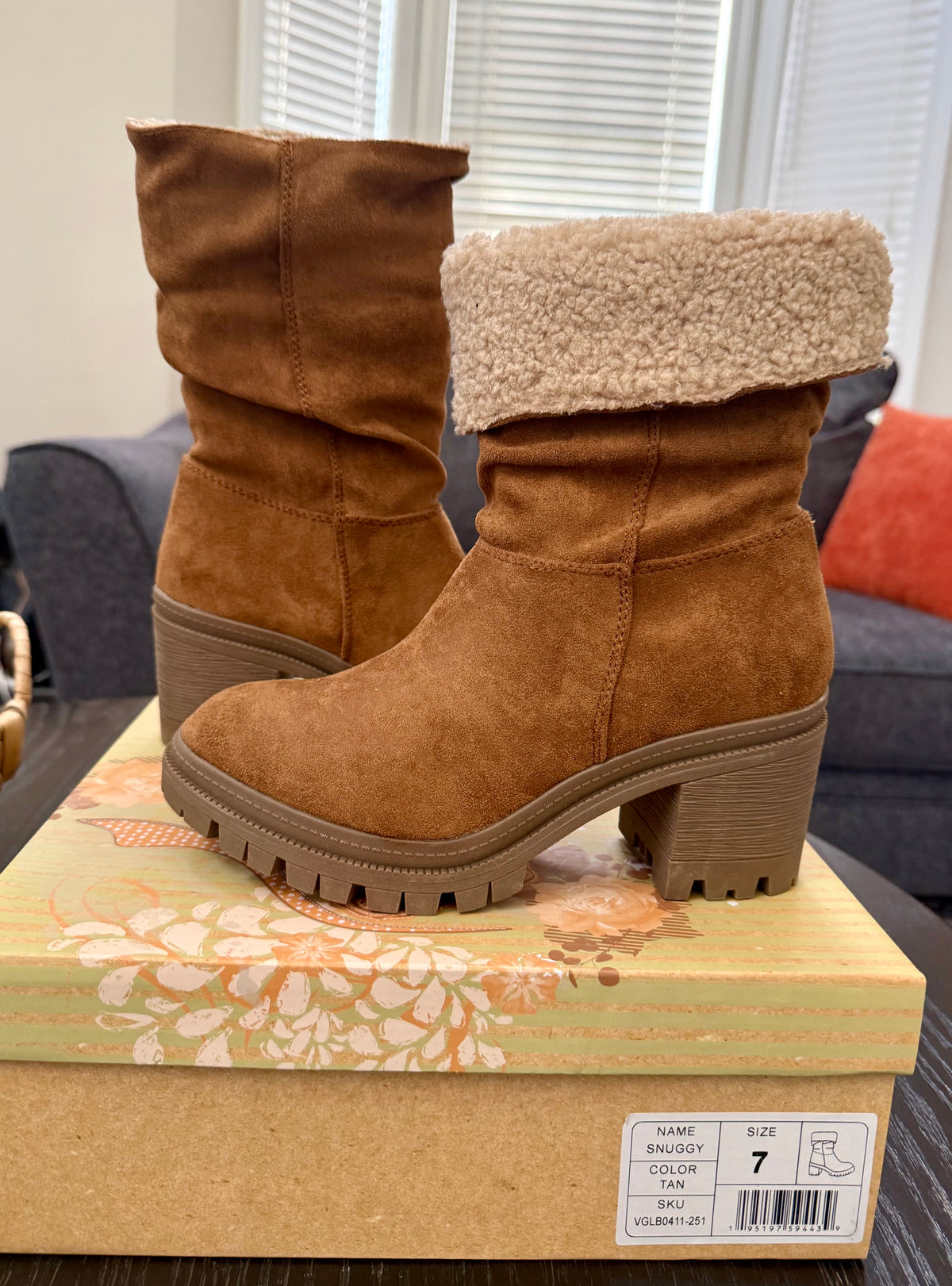 Very G Snuggie Boot in Tan
