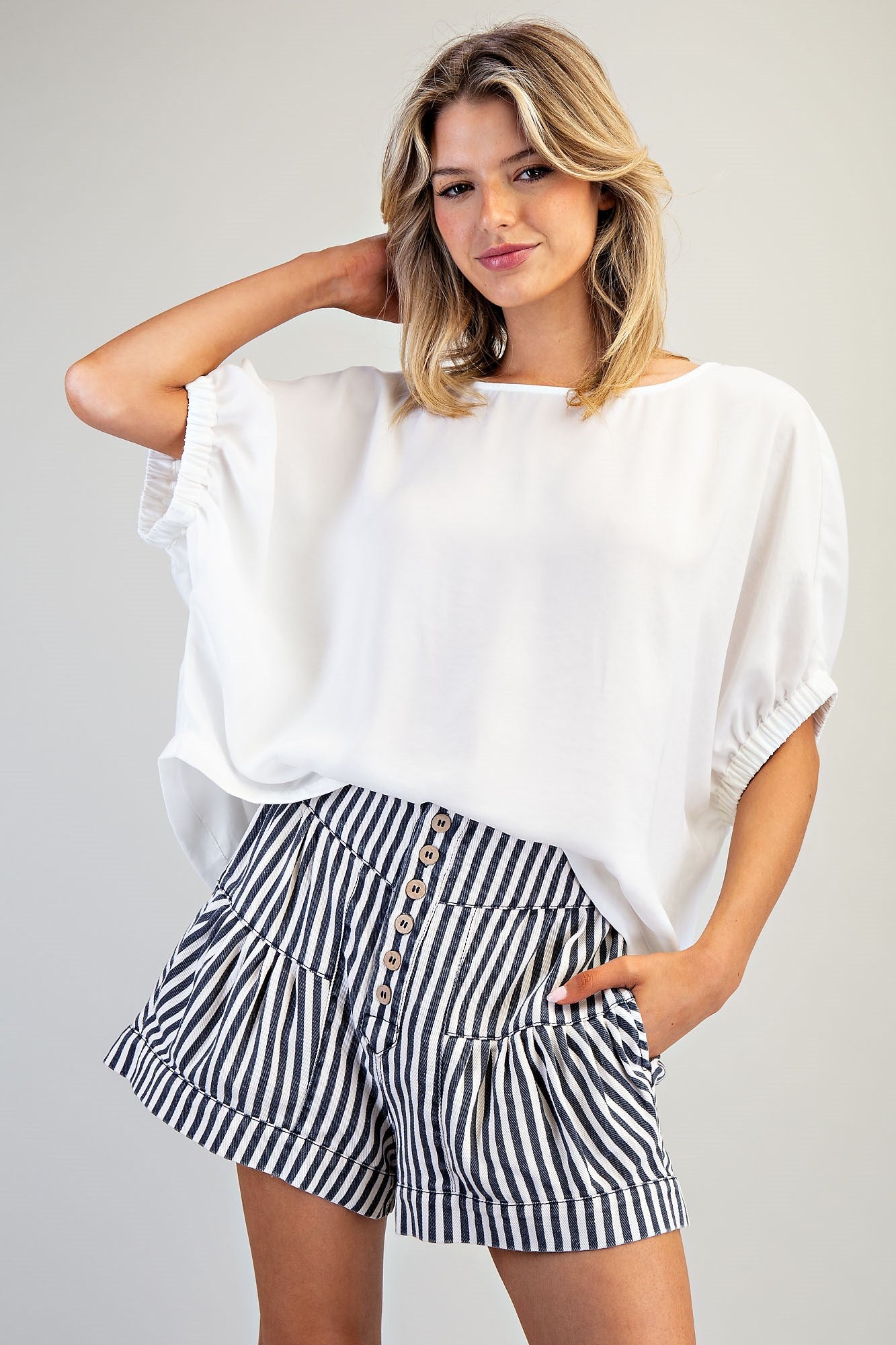 Mineral Washed Stripe Shorts in Midnight