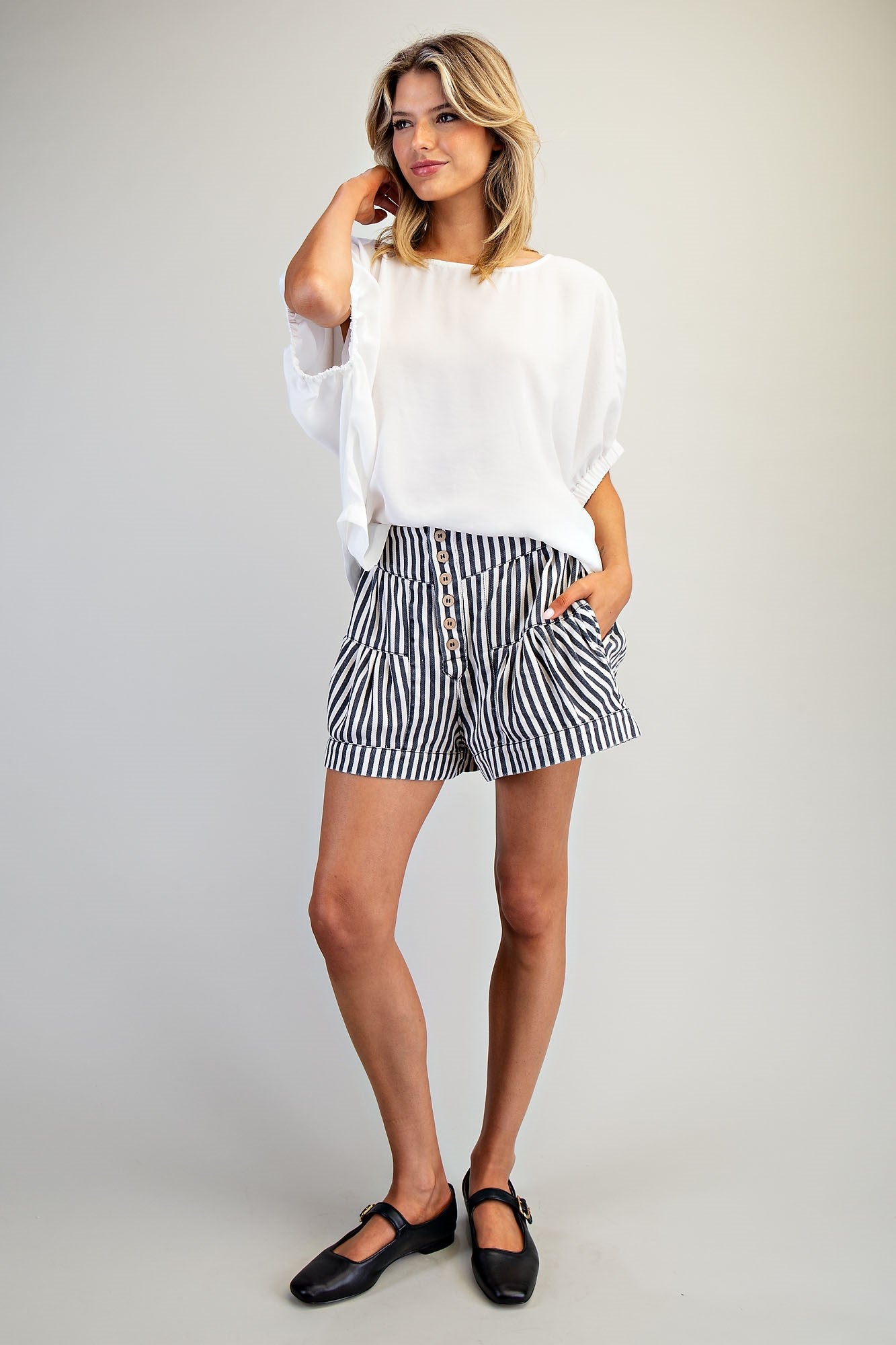 Mineral Washed Stripe Shorts in Midnight