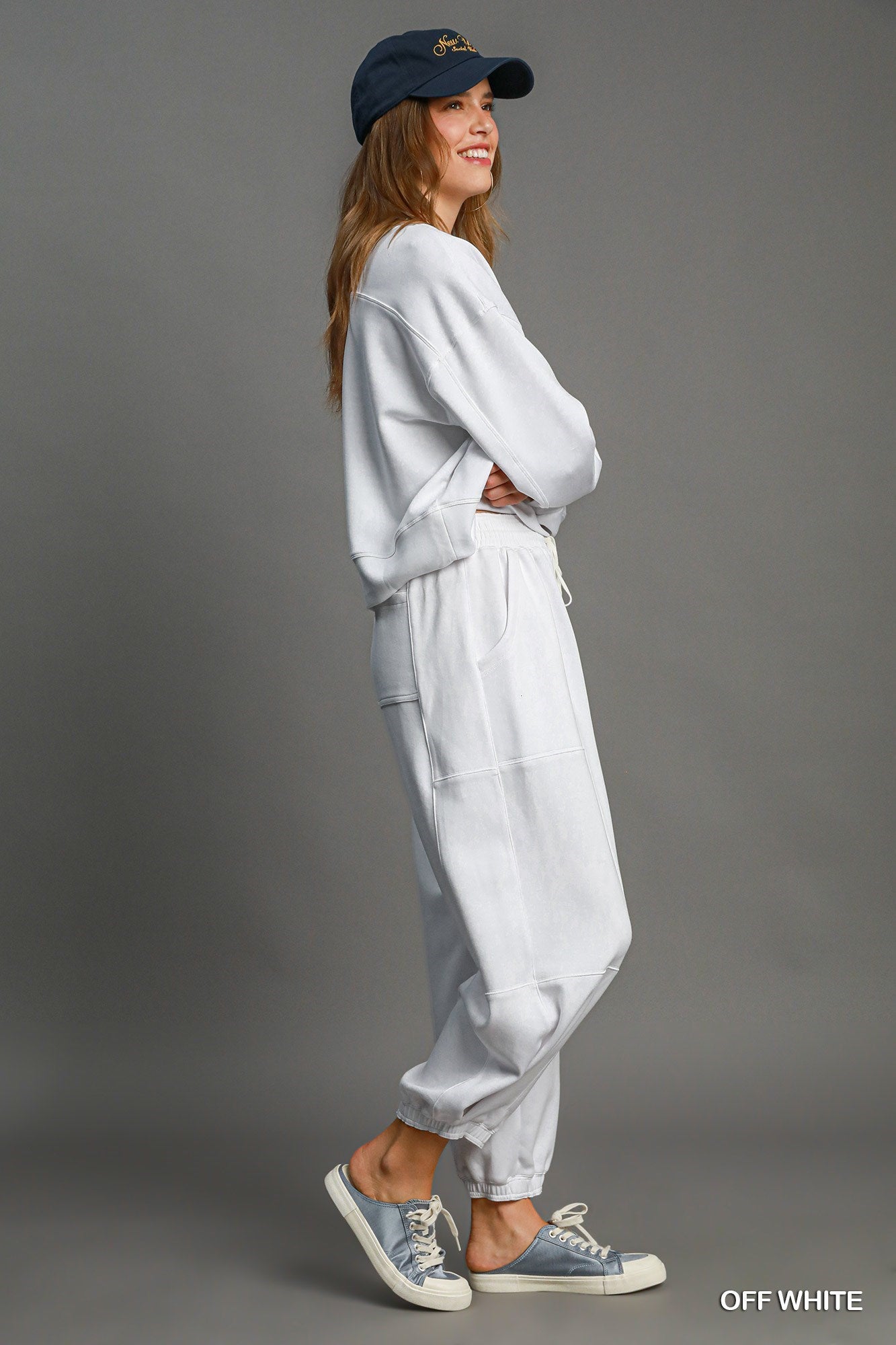 LUXEKNIT Barrel Joggers in Off White