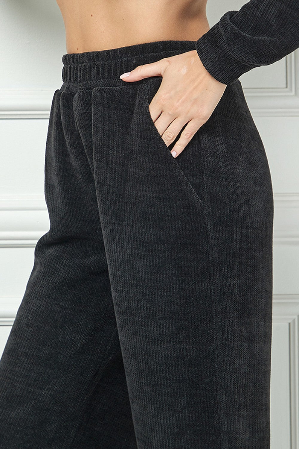 Chenille Cropped Pants