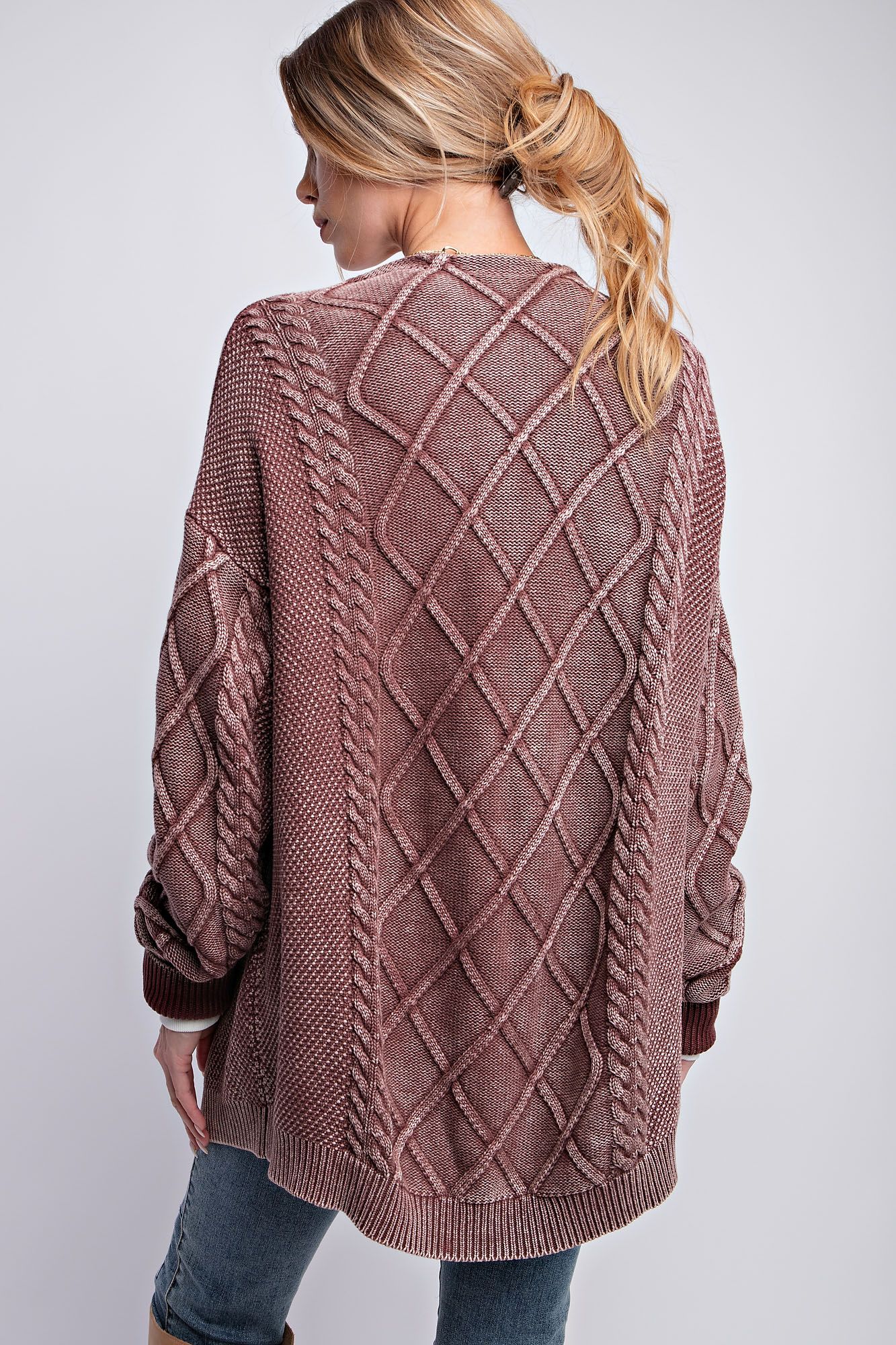Detailed Cardigan in Cherrywood
