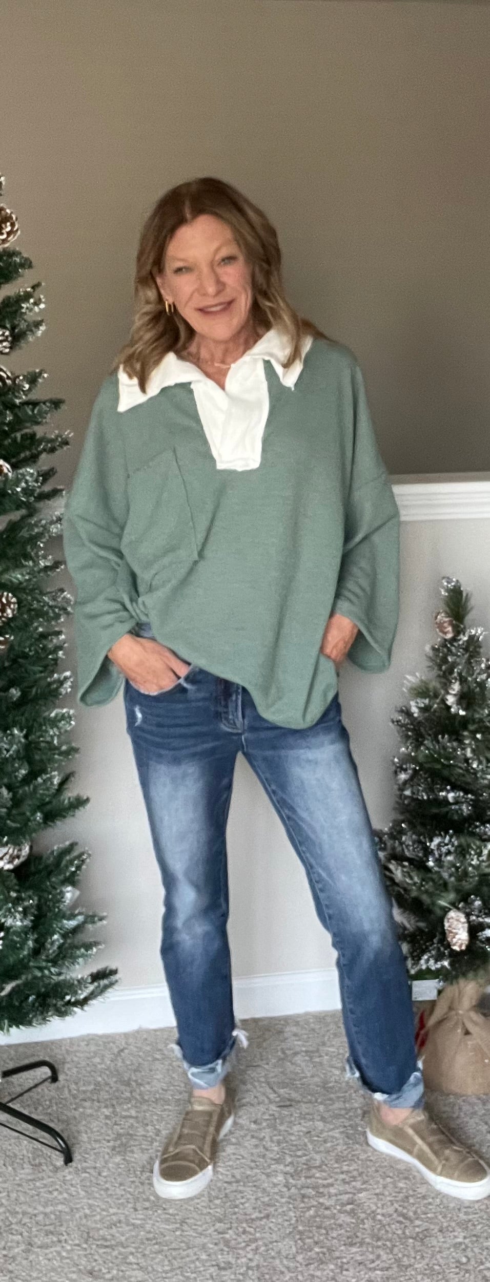 Oversized Collared Neck Top in Sage Mi