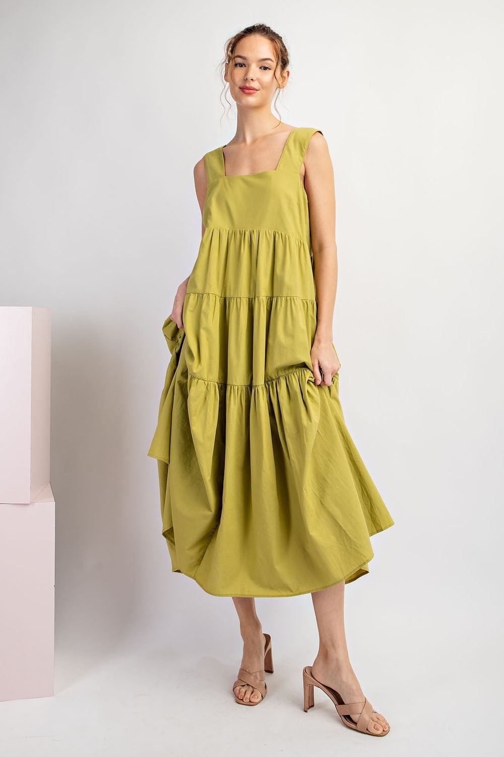 Square neck sleeveless dress in Avocado