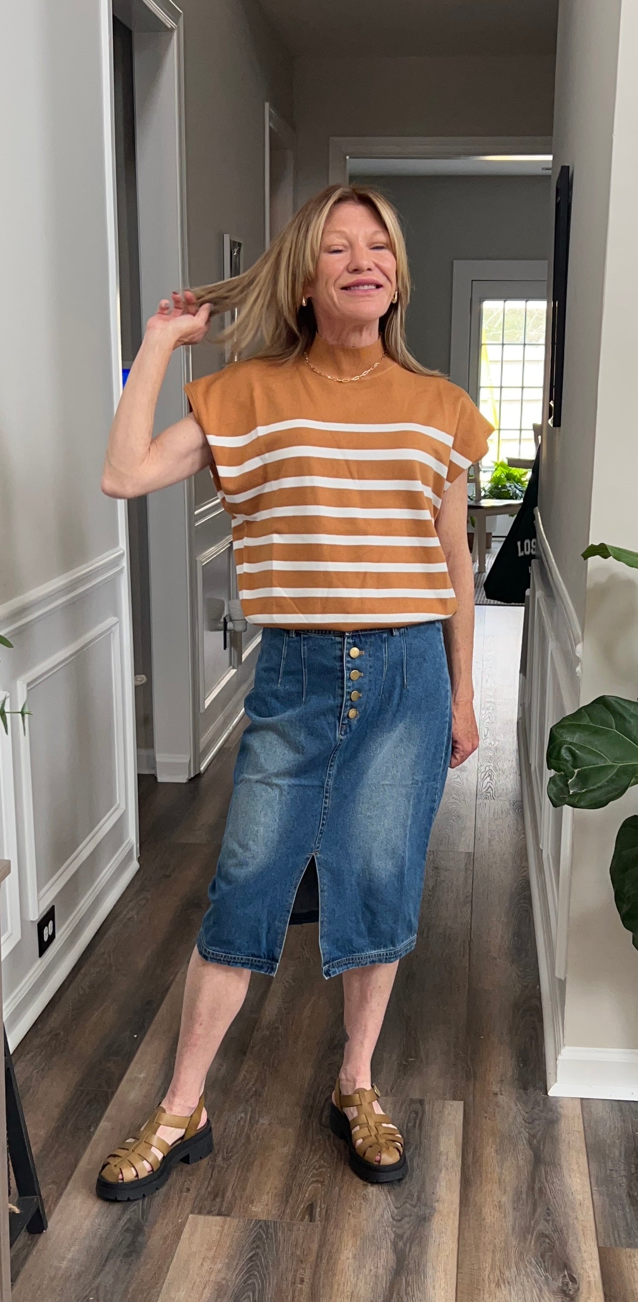 Short Sleeve Striped Top in Camel/Off White