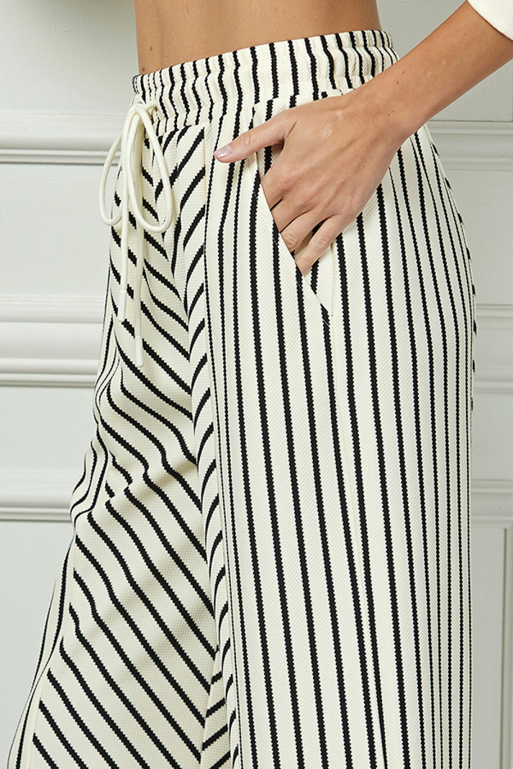 Stripe Mix Crop Pants