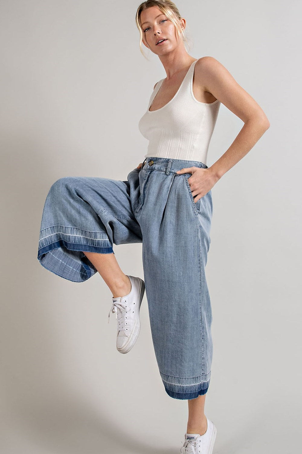 Mineral Washed Wide Leg Pants in Denim