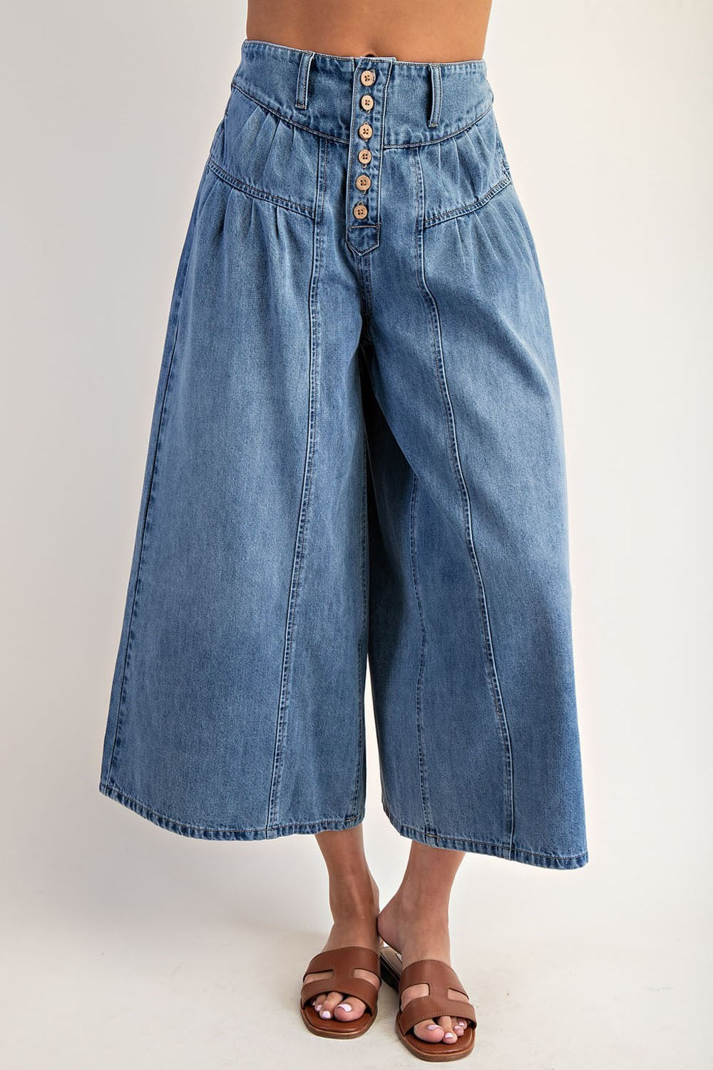 Crop Flair Pants with Pleat Detail