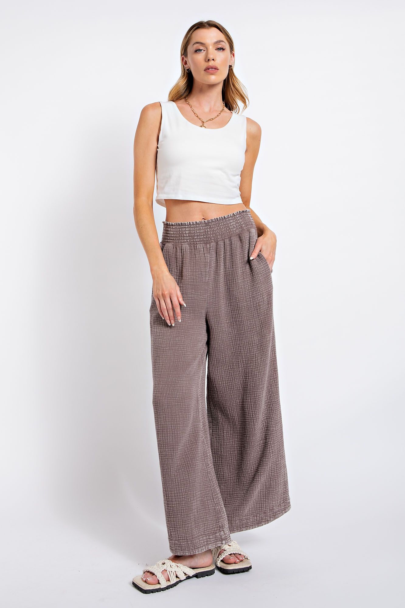 Smocked Waist Band Relaxed Pants in Mocha
