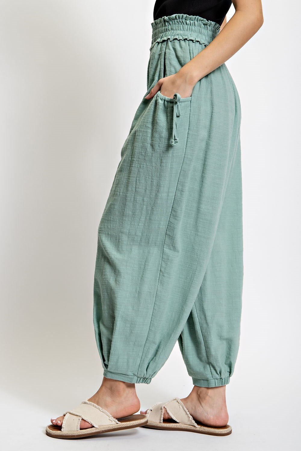 Voluminous Relaxed fit pant in Mint