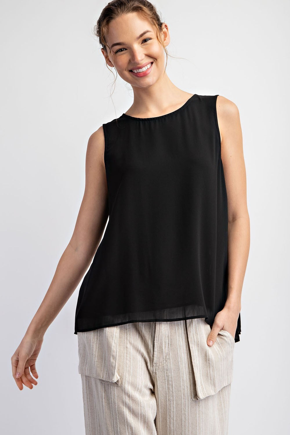 Sleeveless Blouse with Pleat details