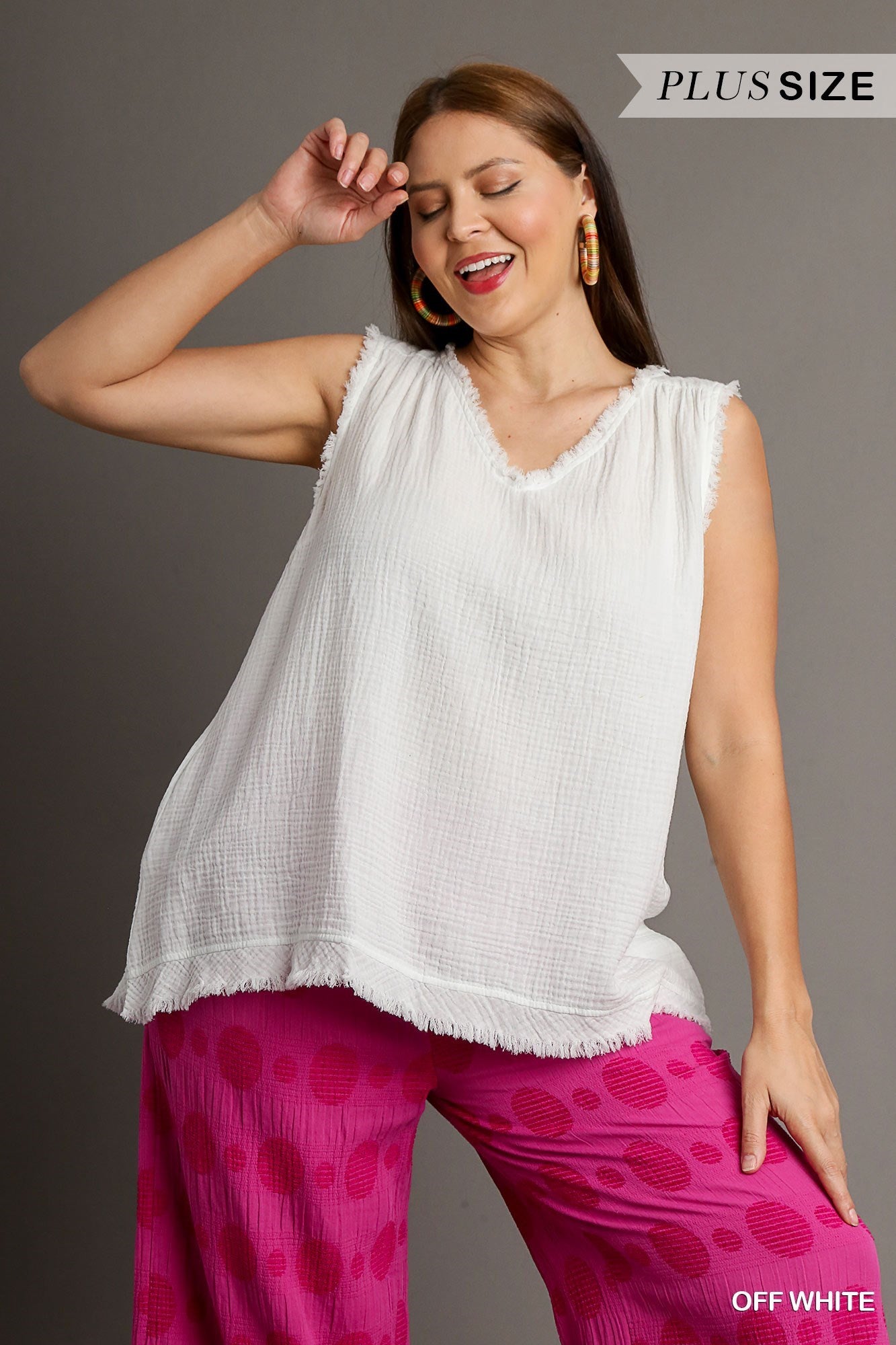 Plus Size Cotton Gauze Sleeveless V-neck with Frayed Details in Off White