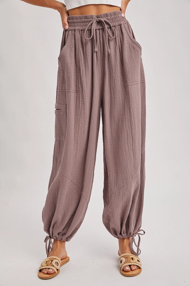 Gauze Joggers in Mushroom