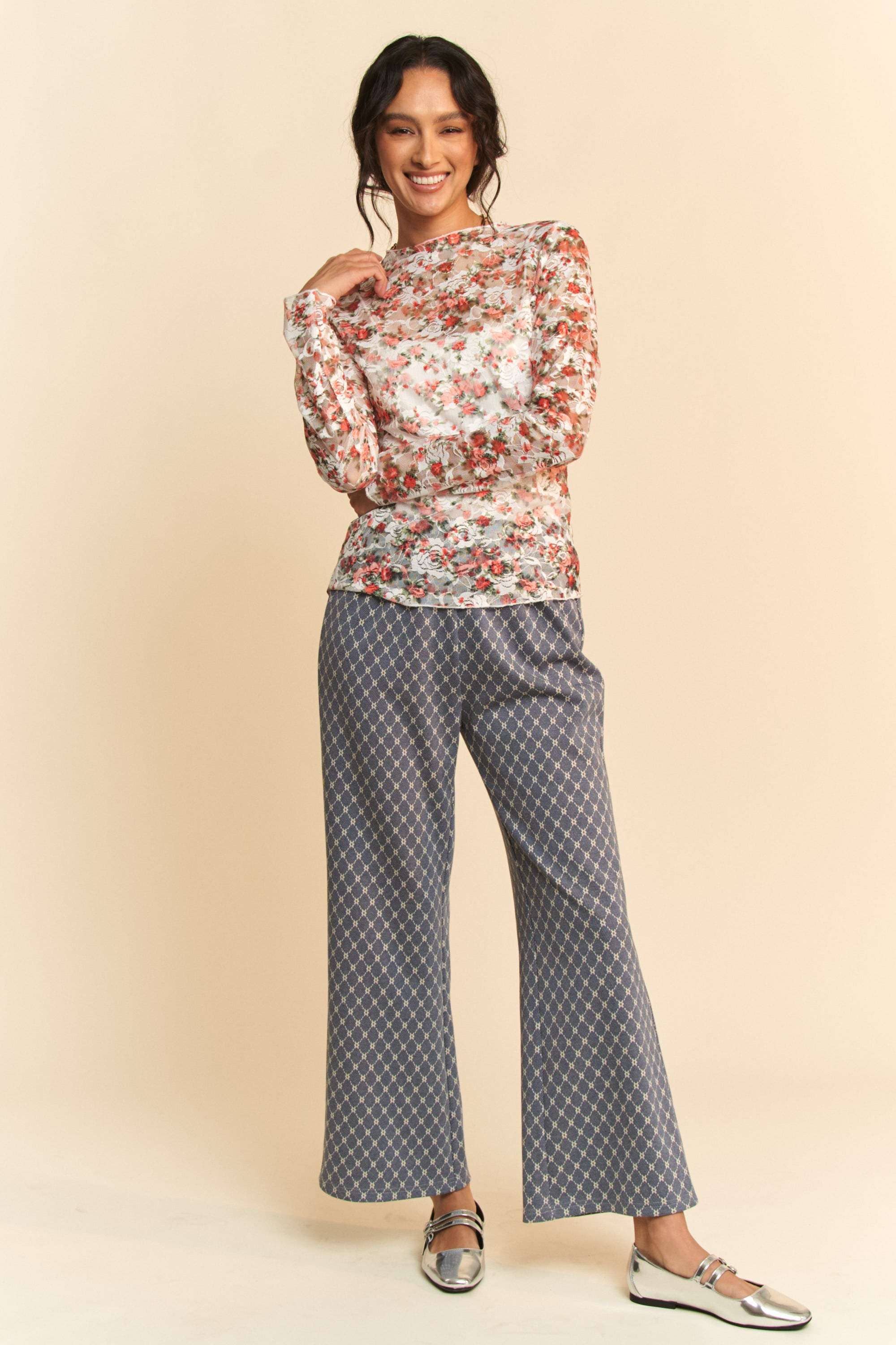 FLORAL PRINT MESH LONG SLEEVE LAYERING TOP