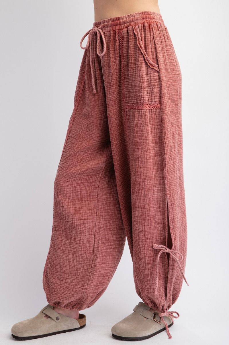 Lace Detail Mineral Washed Pants in Crisom