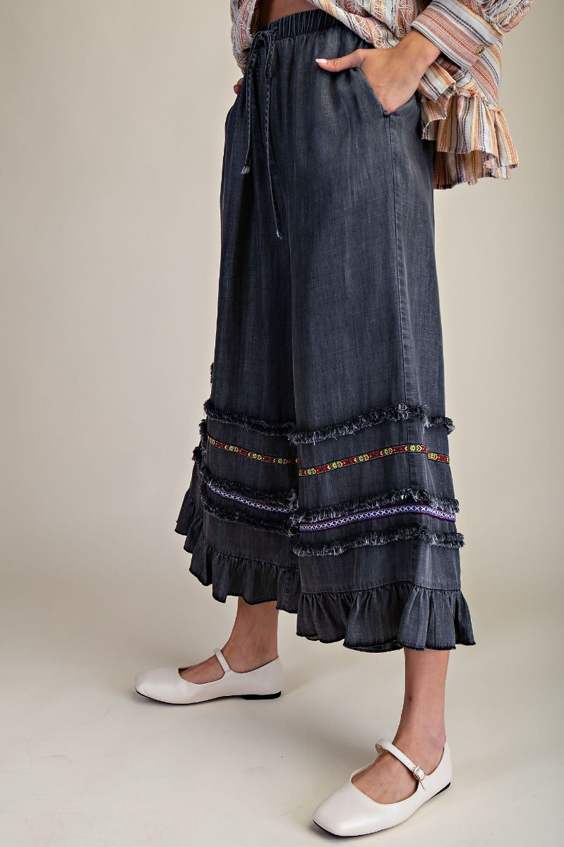 Ruffled Bottom Chambray Pants