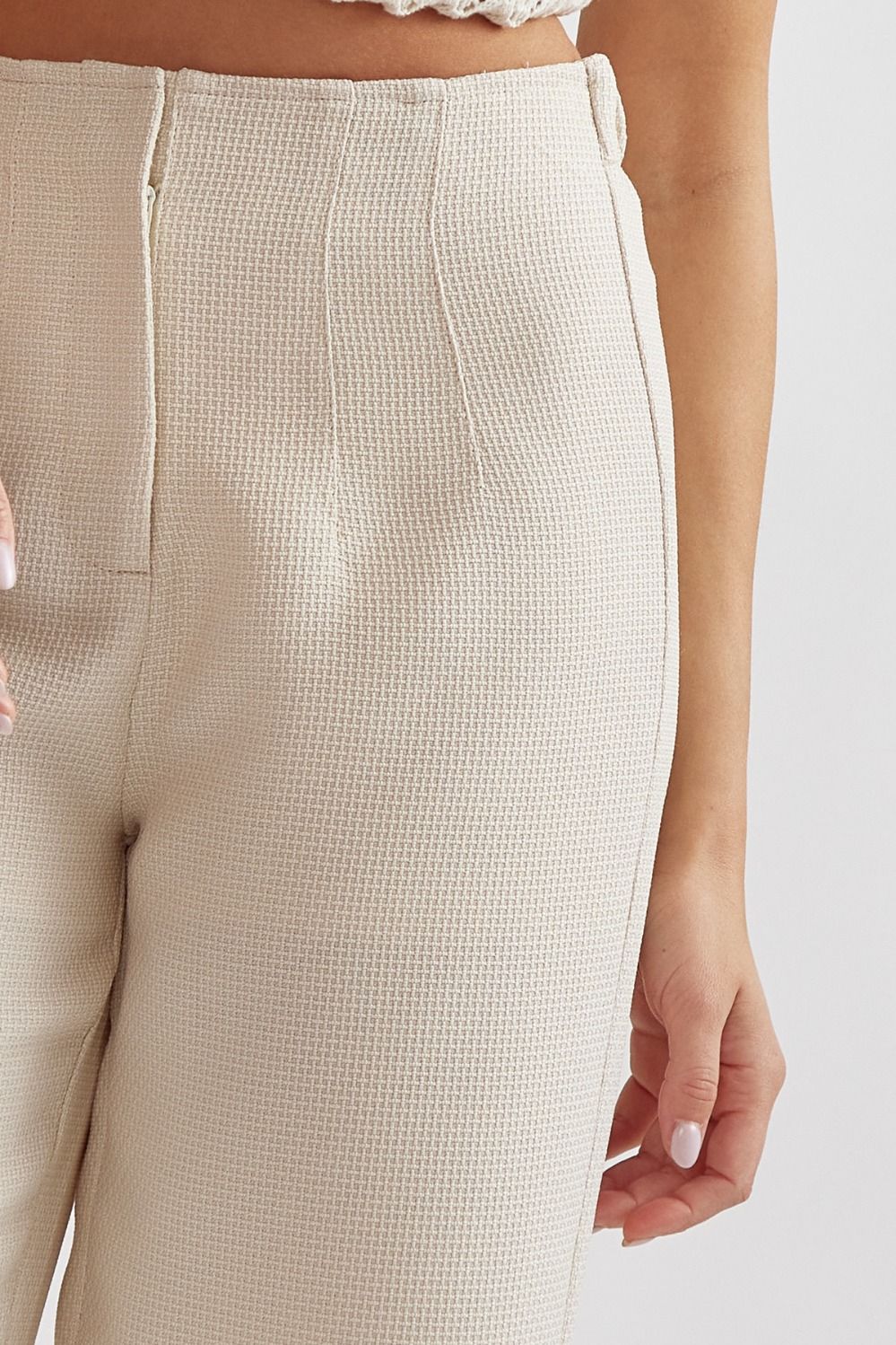 Wide leg pants in Ecru