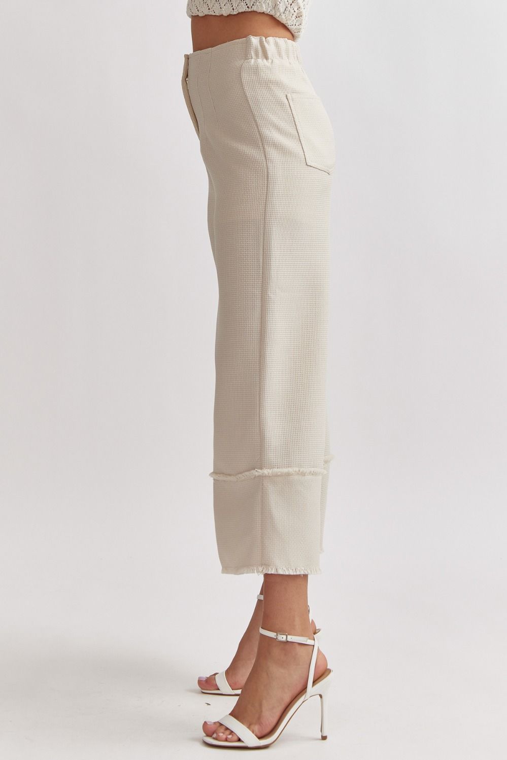 Wide leg pants in Ecru