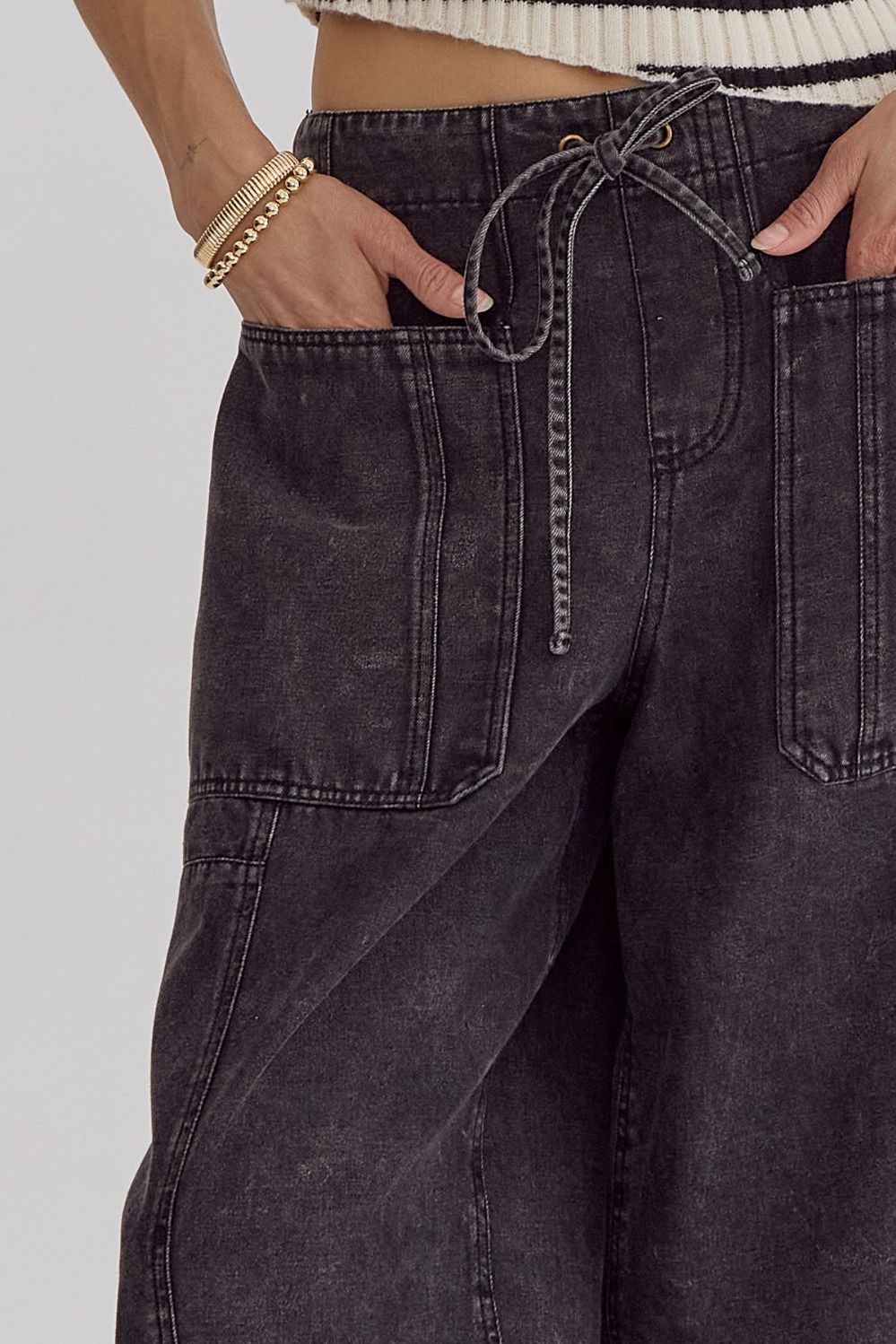 Mid-Rise Utility Pans in Black by Entro