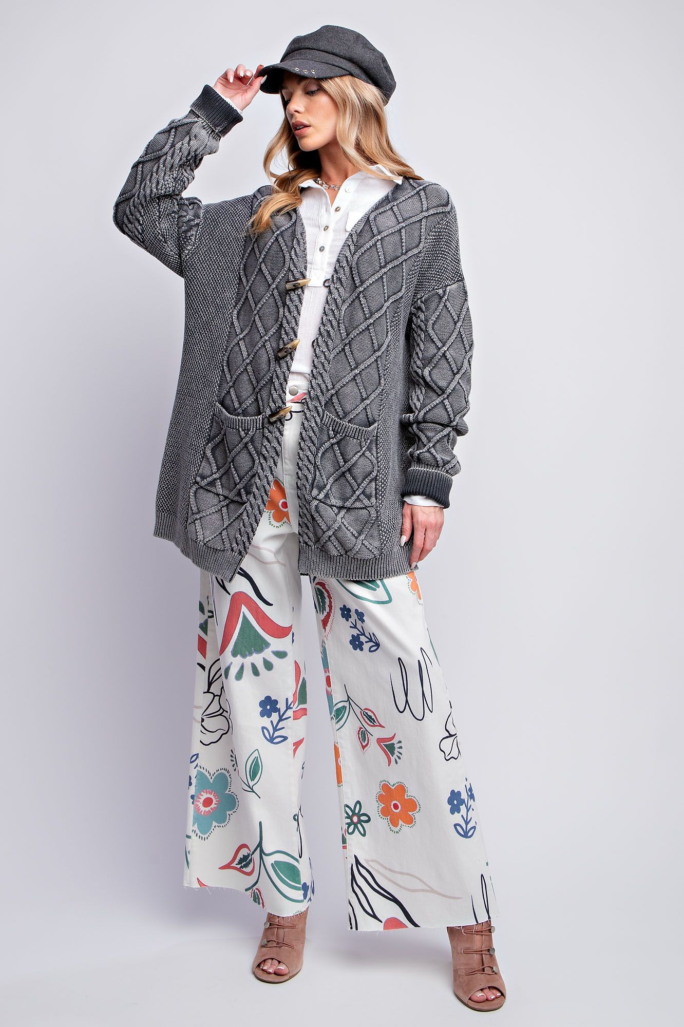 Detailed Cardigan in Ash