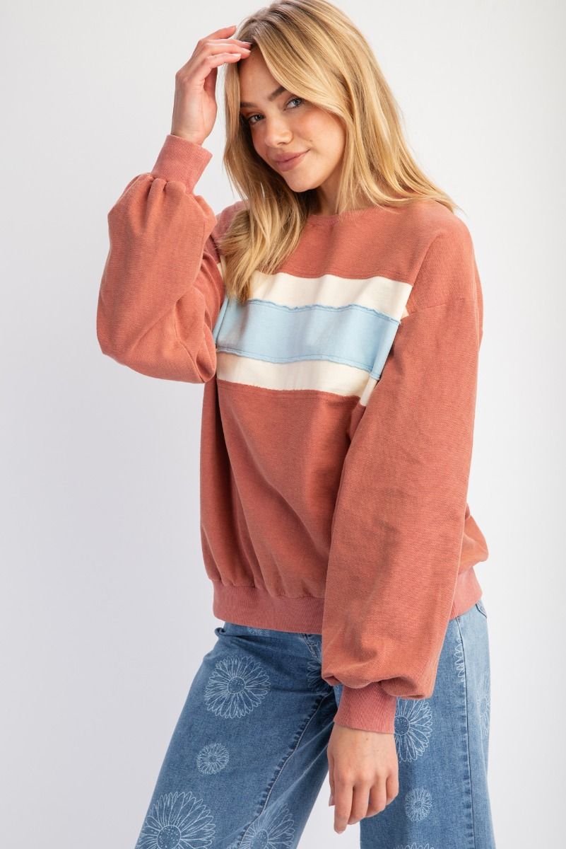 Color Mix Washed Pullover in Crimson