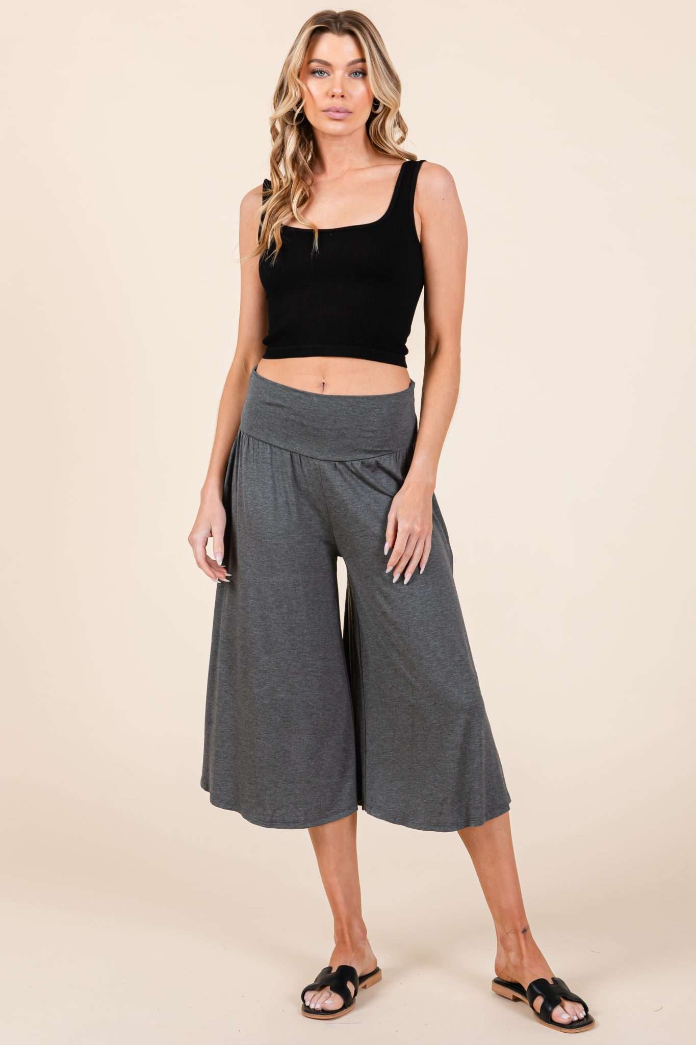 Relaxed Yoga Capris in Charcoal