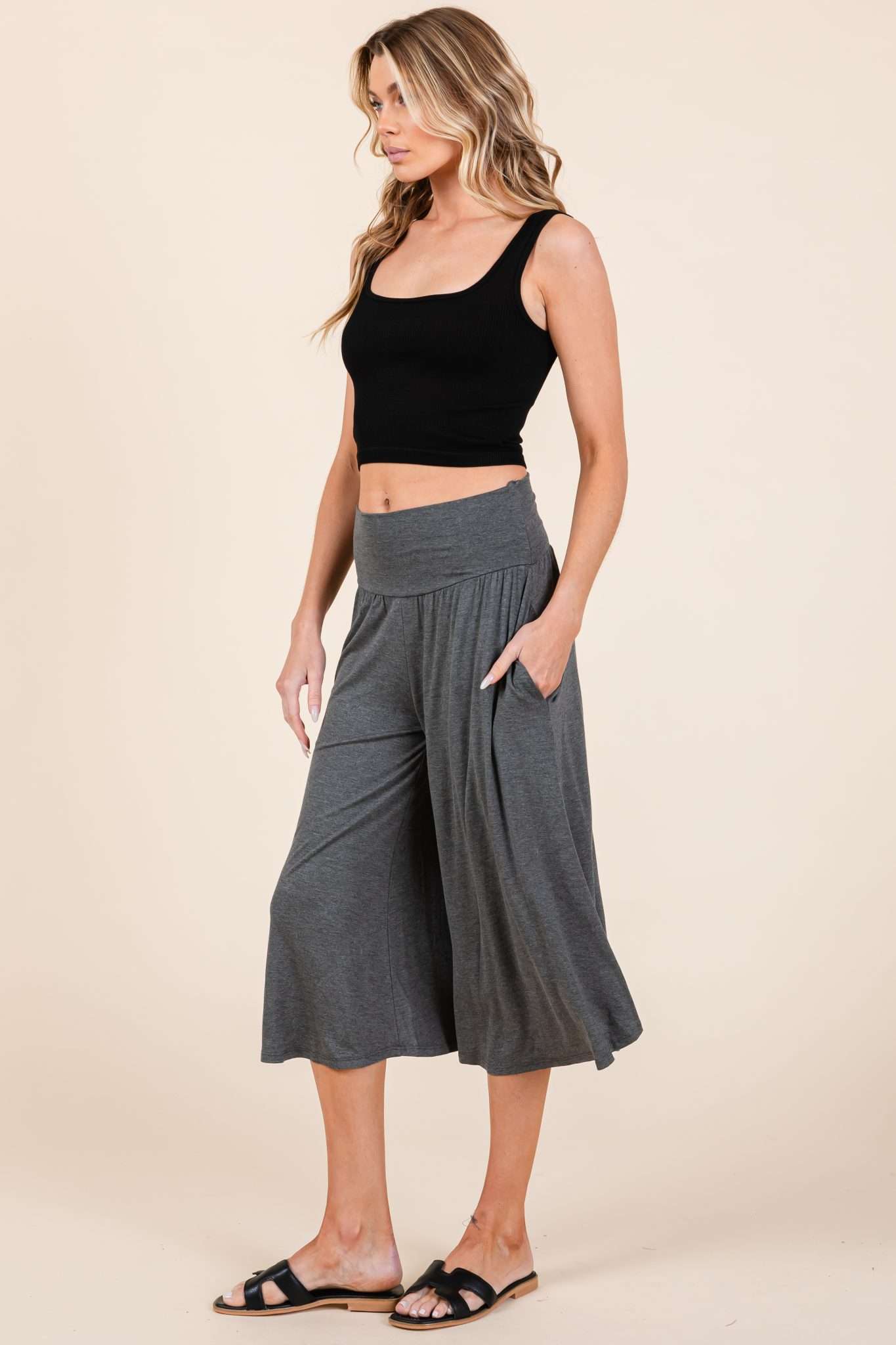 Relaxed Yoga Capris in Charcoal