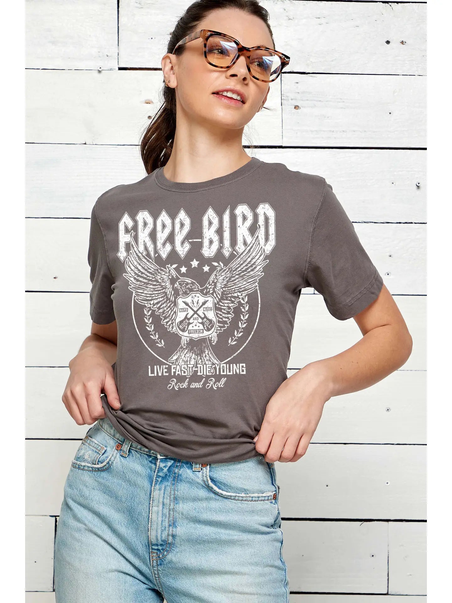 Freebird Graphic Tee in Aspahlt