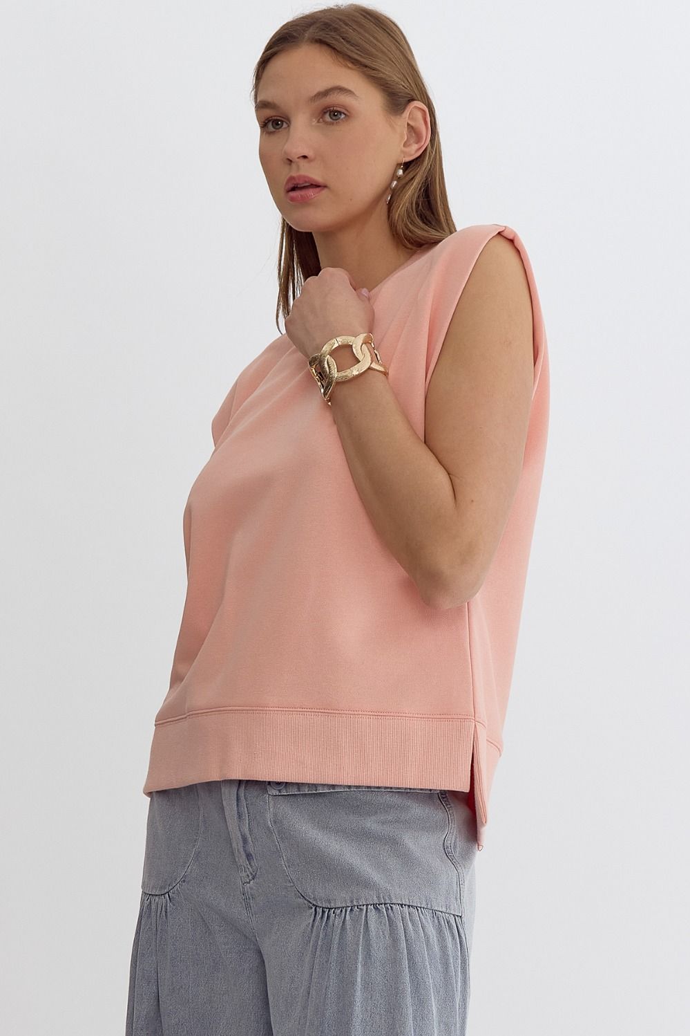 Sleeveless top in Peach