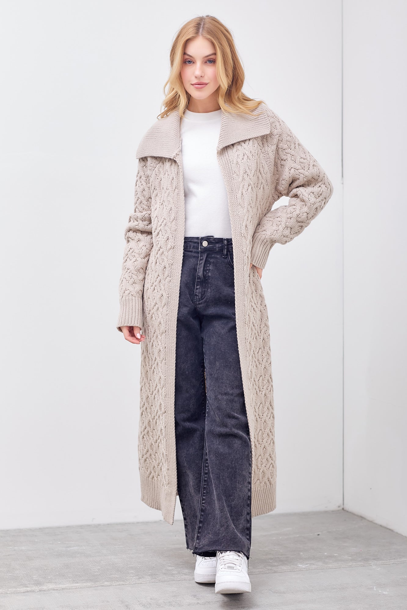 Long Sweater Cardigan in Oatmeal