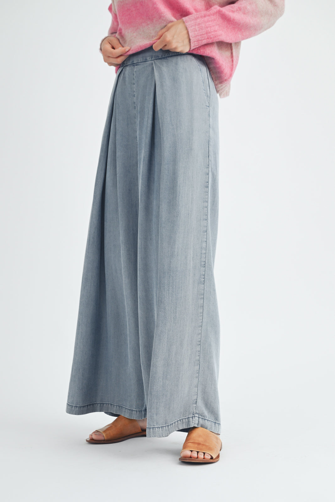 Pleated Pallazzo Pants