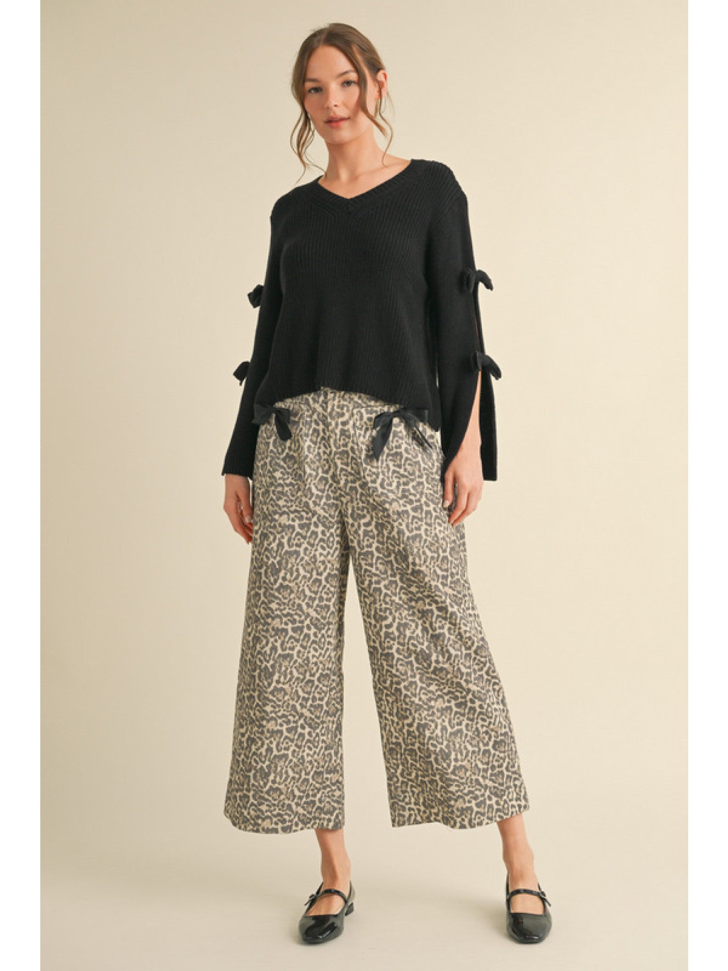 Leopard Cropped Pants with Bow Detail