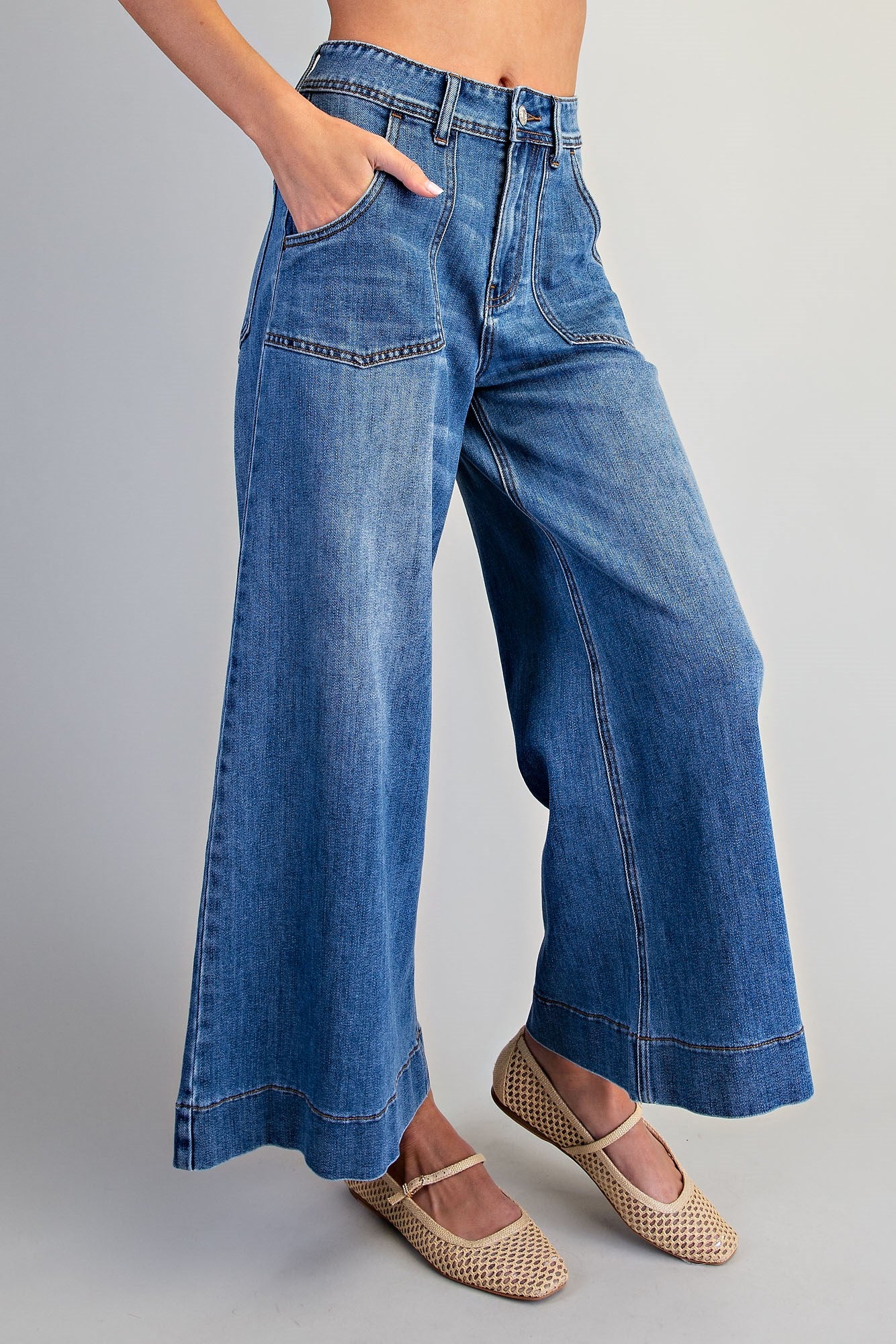 Eesome Wide Leg Pocket Jeans