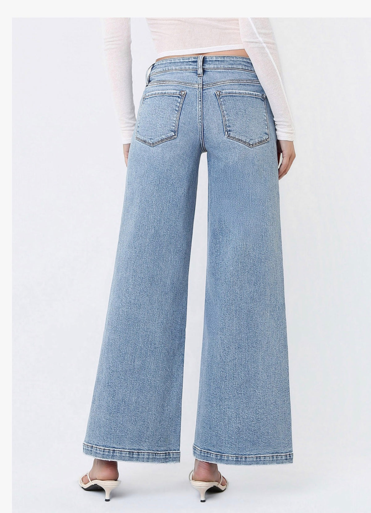 Vervet Mid Rise Front Seam Detail Jeand