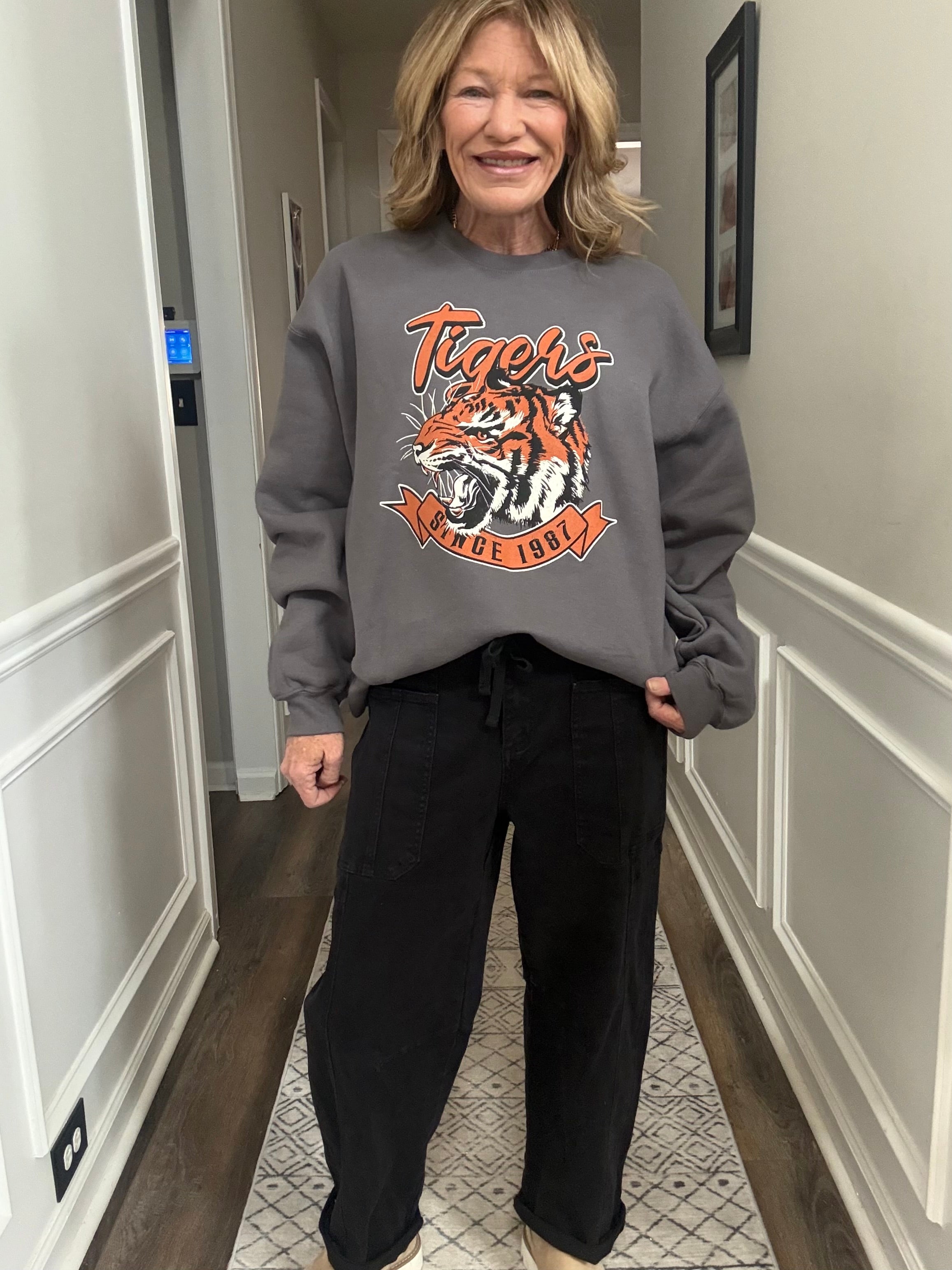 Oversized "Tiger" Graphic Sweatshirt