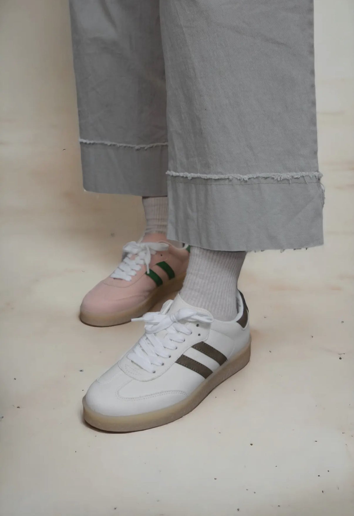 Christi Sneakers Off White