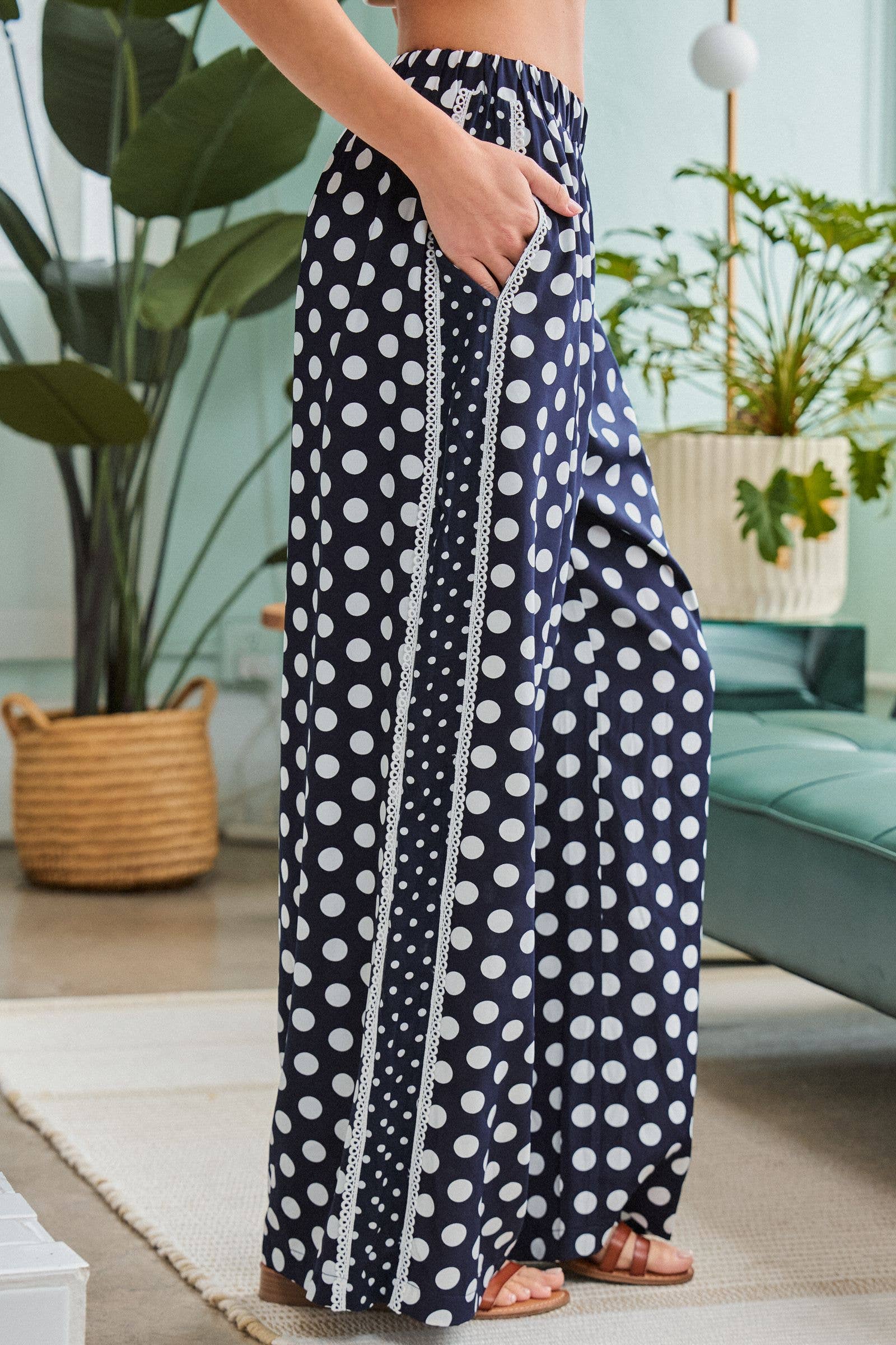 PLUS SIZE CONTRAST DOT SIDE PANEL PANTS