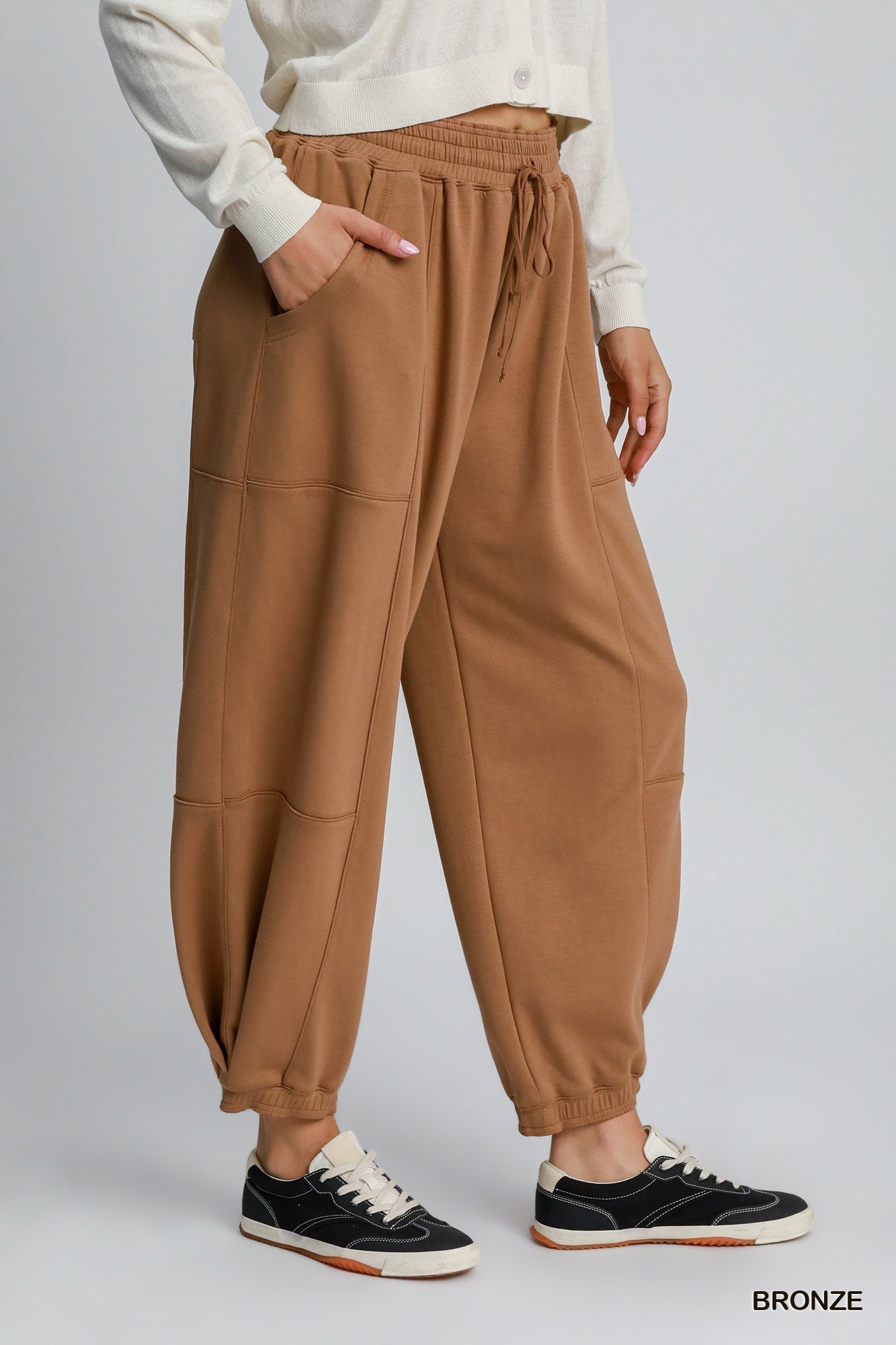 LUXEKNIT Barrel Joggers in Bronze