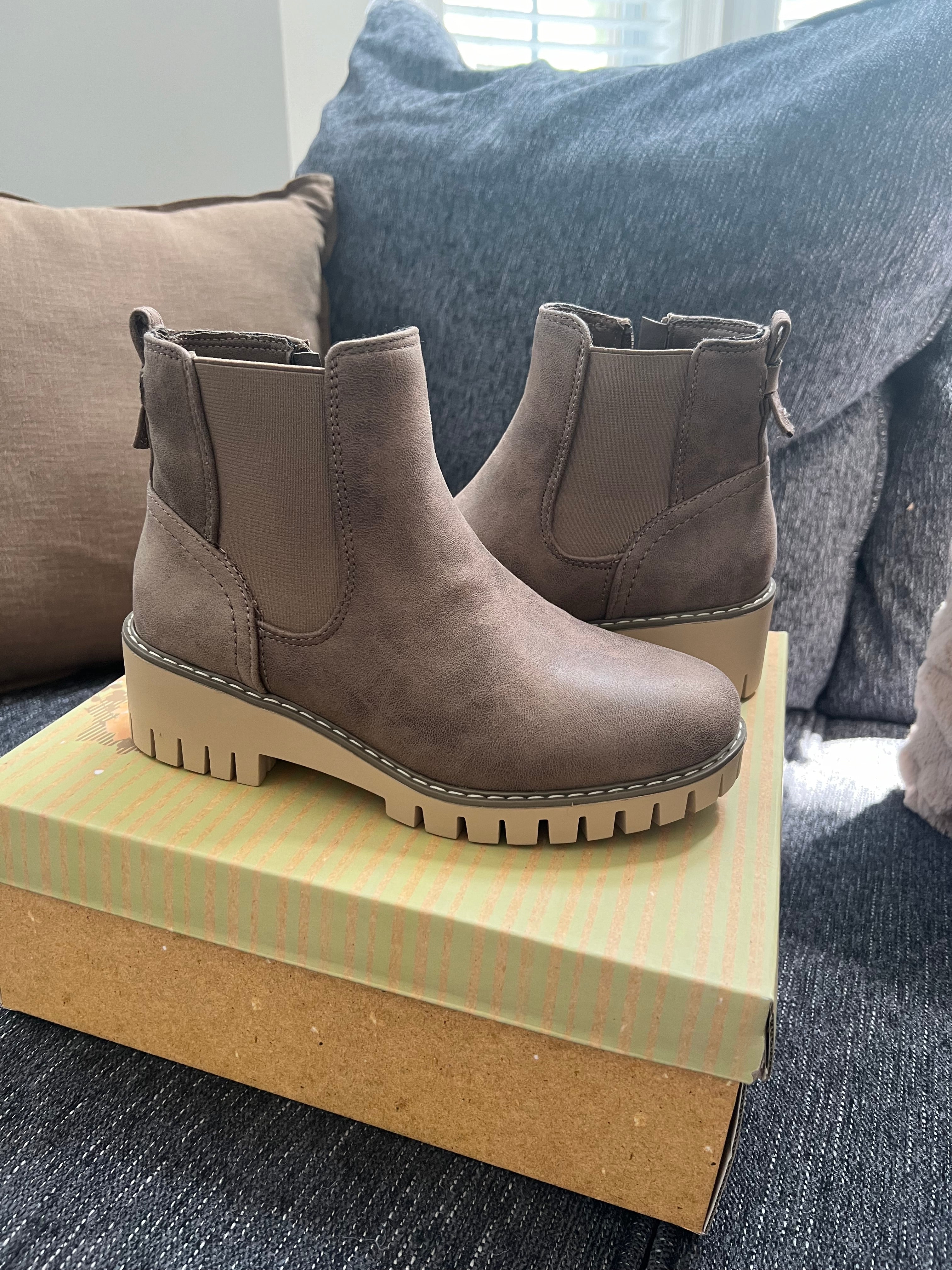 Pasadena Boot in Taupe