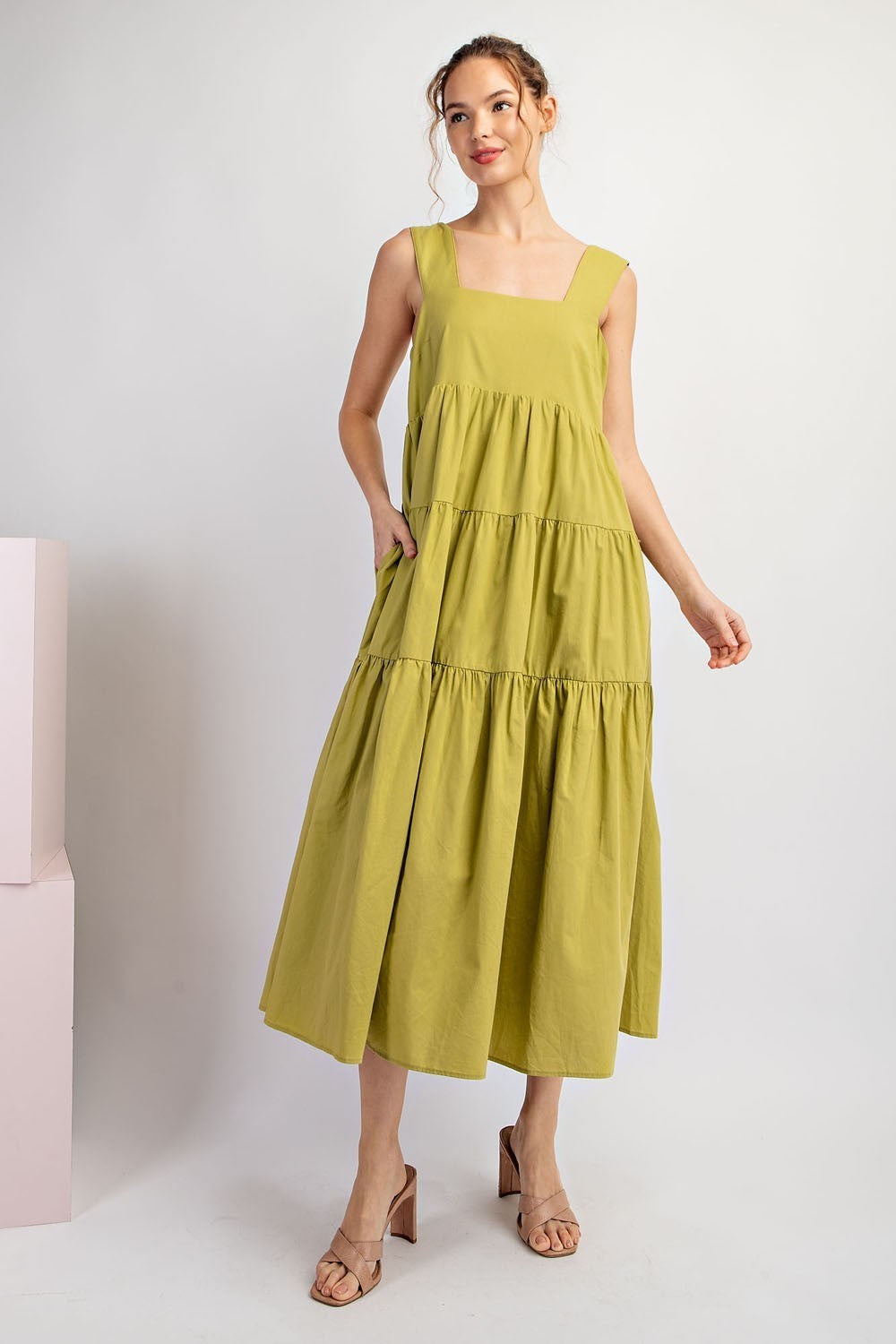 Square neck sleeveless dress in Avocado