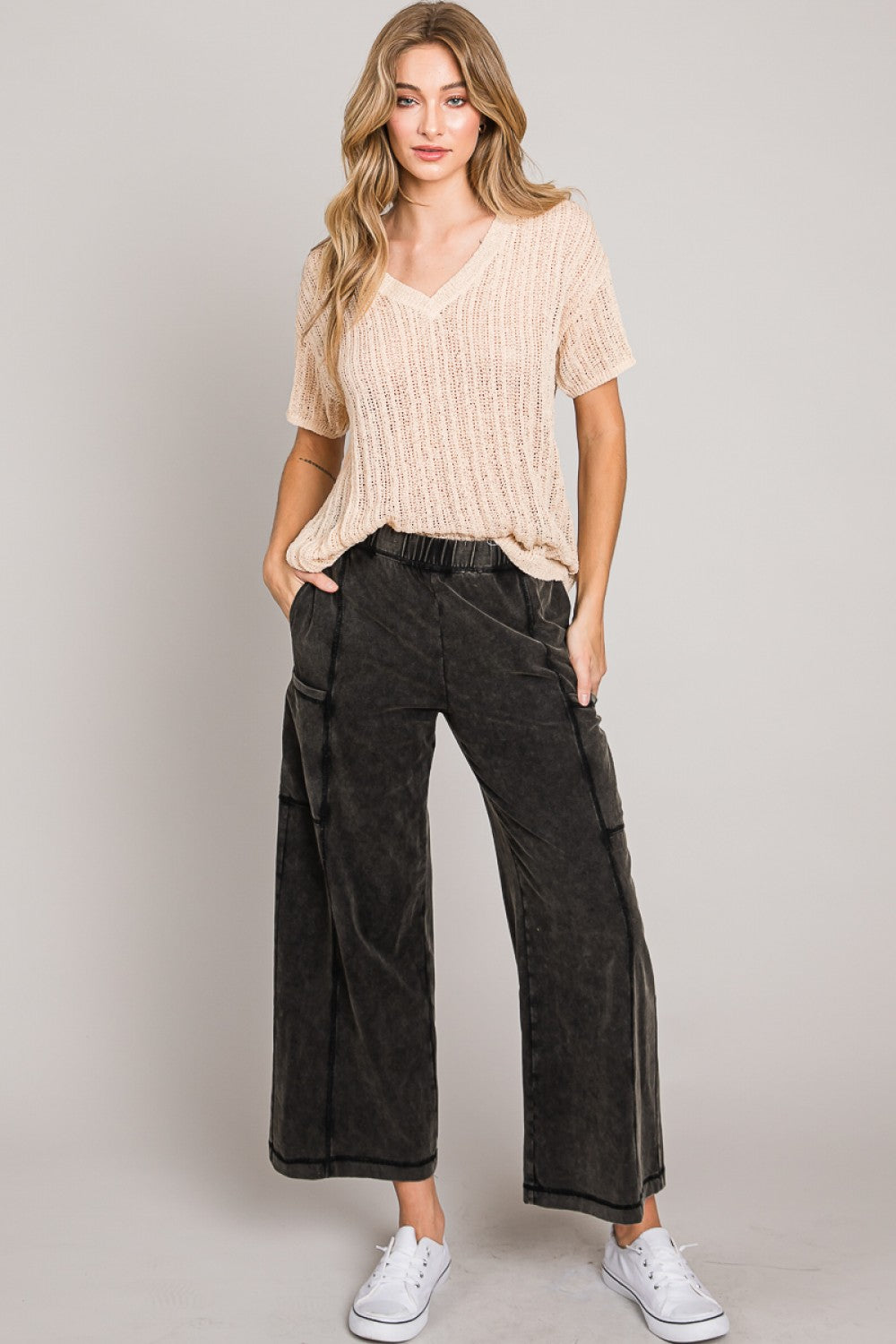 Wide Leg Pants with Stitch detail