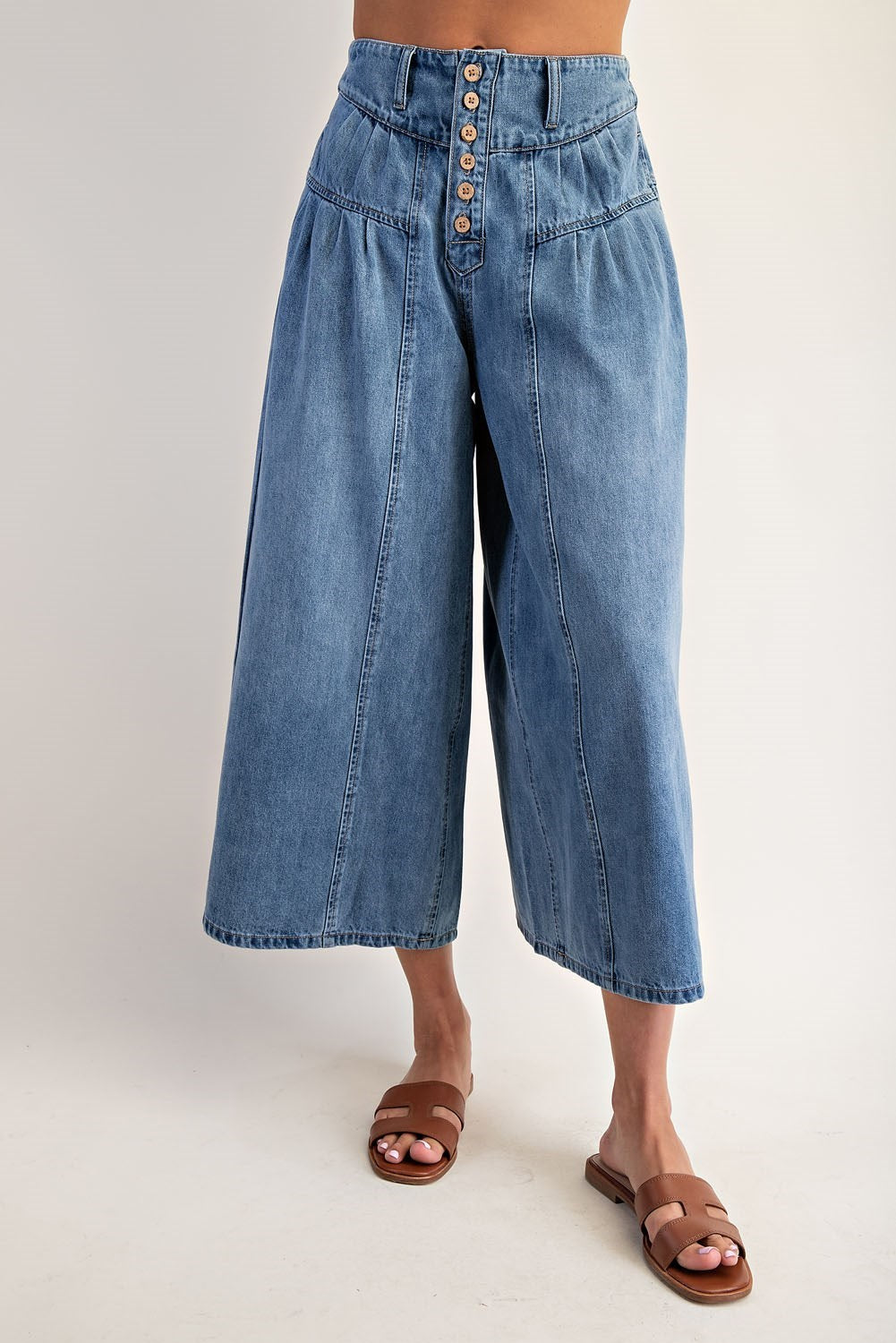 Crop Flair Pants with Pleat Detail